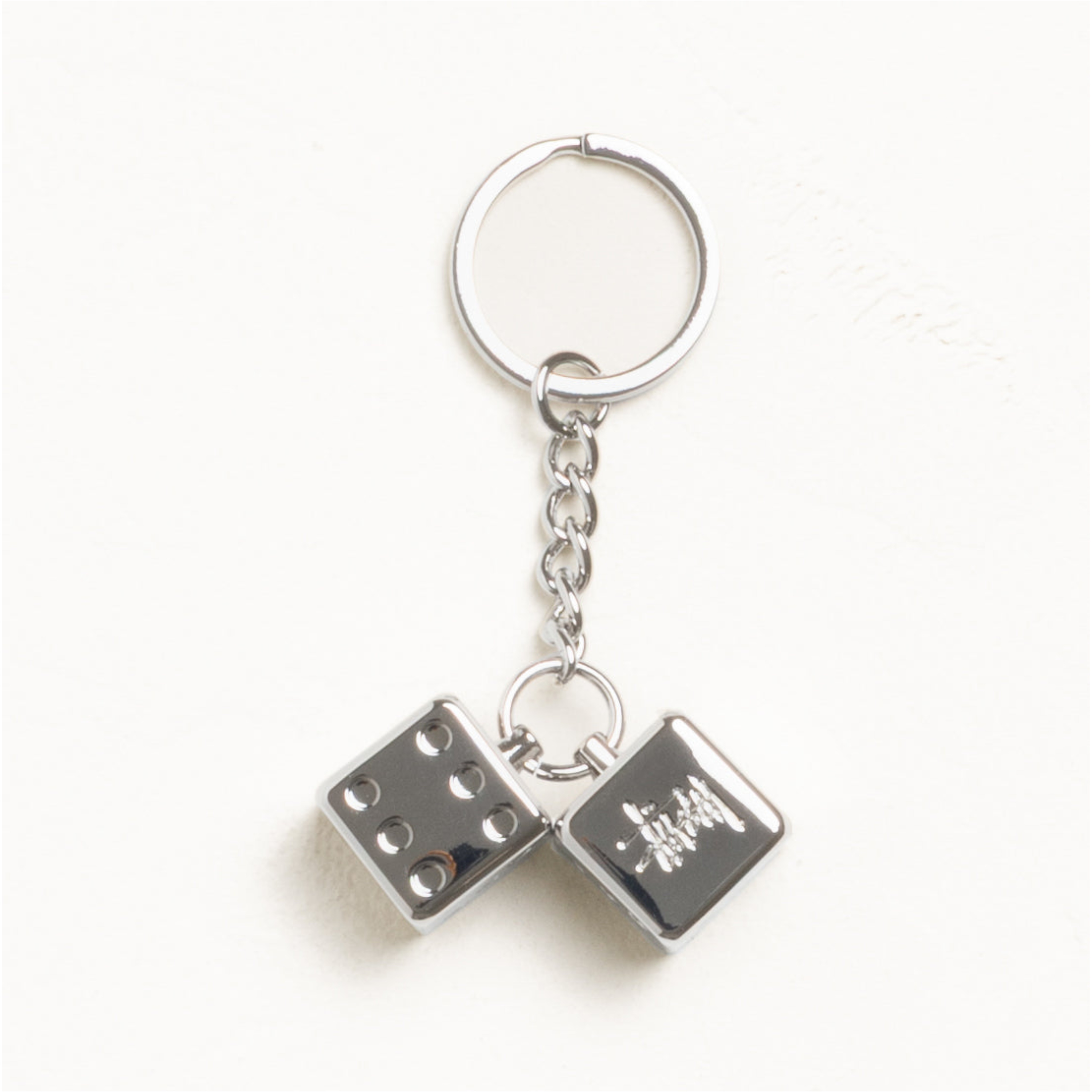 2025AW STUSSY METAL DICE KEYCHAIN 金屬 骰子 鑰匙圈 吊飾 138708