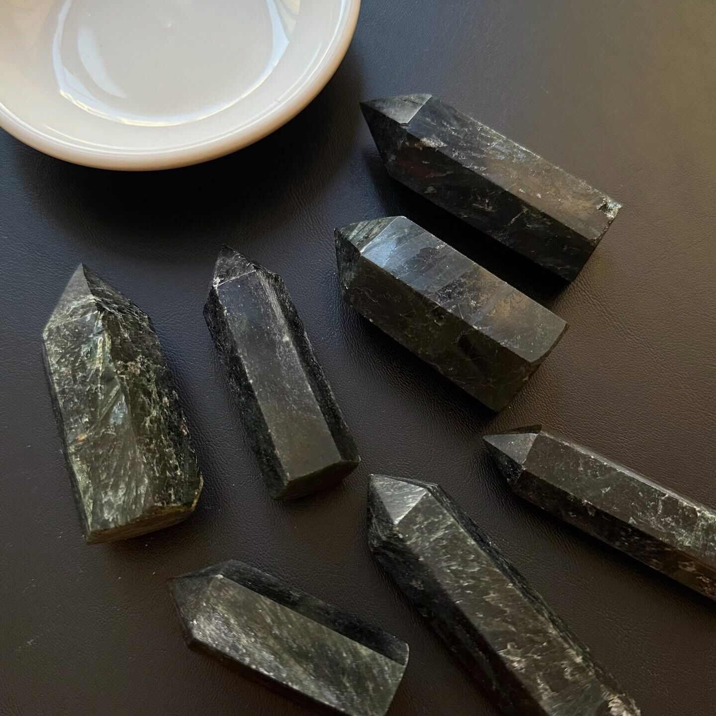 [原石] 綠龍晶 水晶柱 普通等級