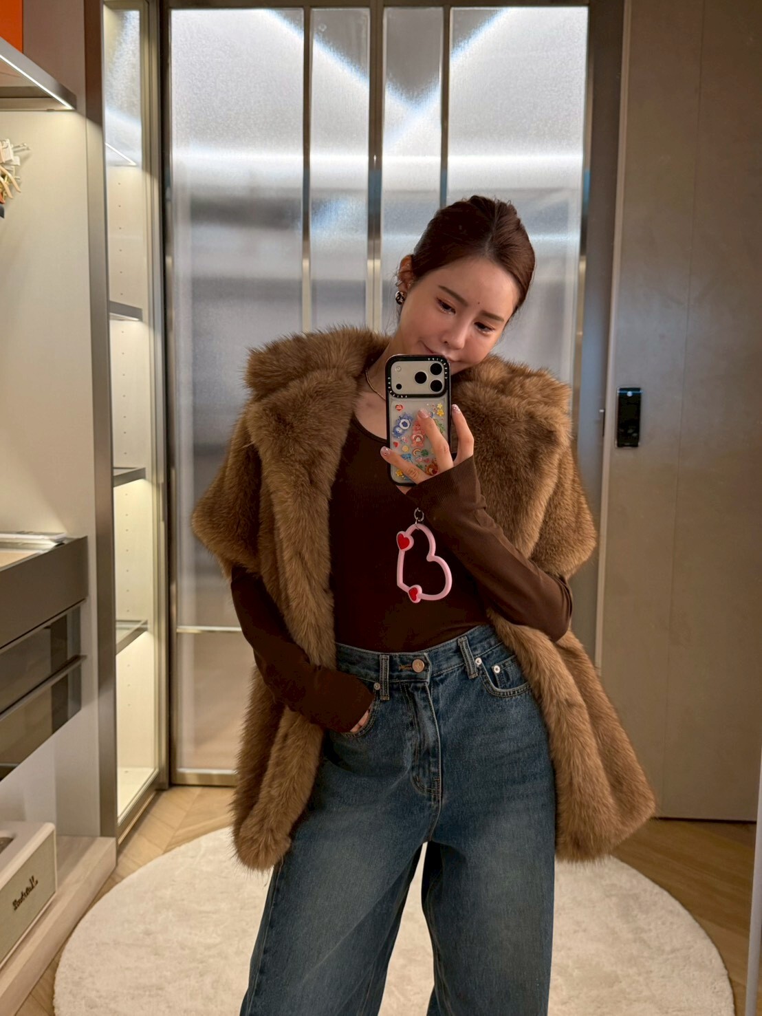 #AD27翻領落肩毛毛背心(黑/杏)