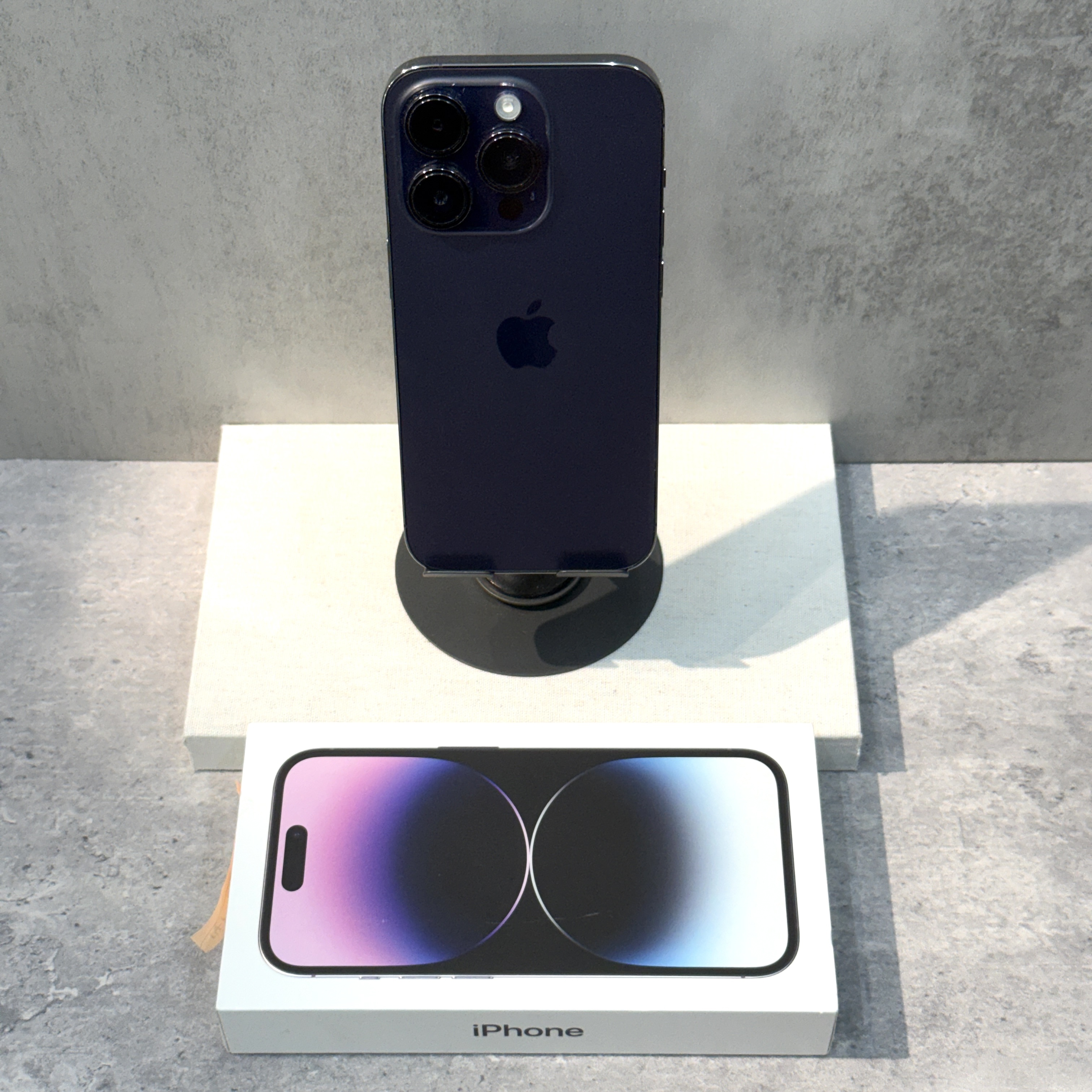 【二手】iPhone 14 Pro 256G ｜紫色｜此系列贈 MOZTECH 太空艙行動電源