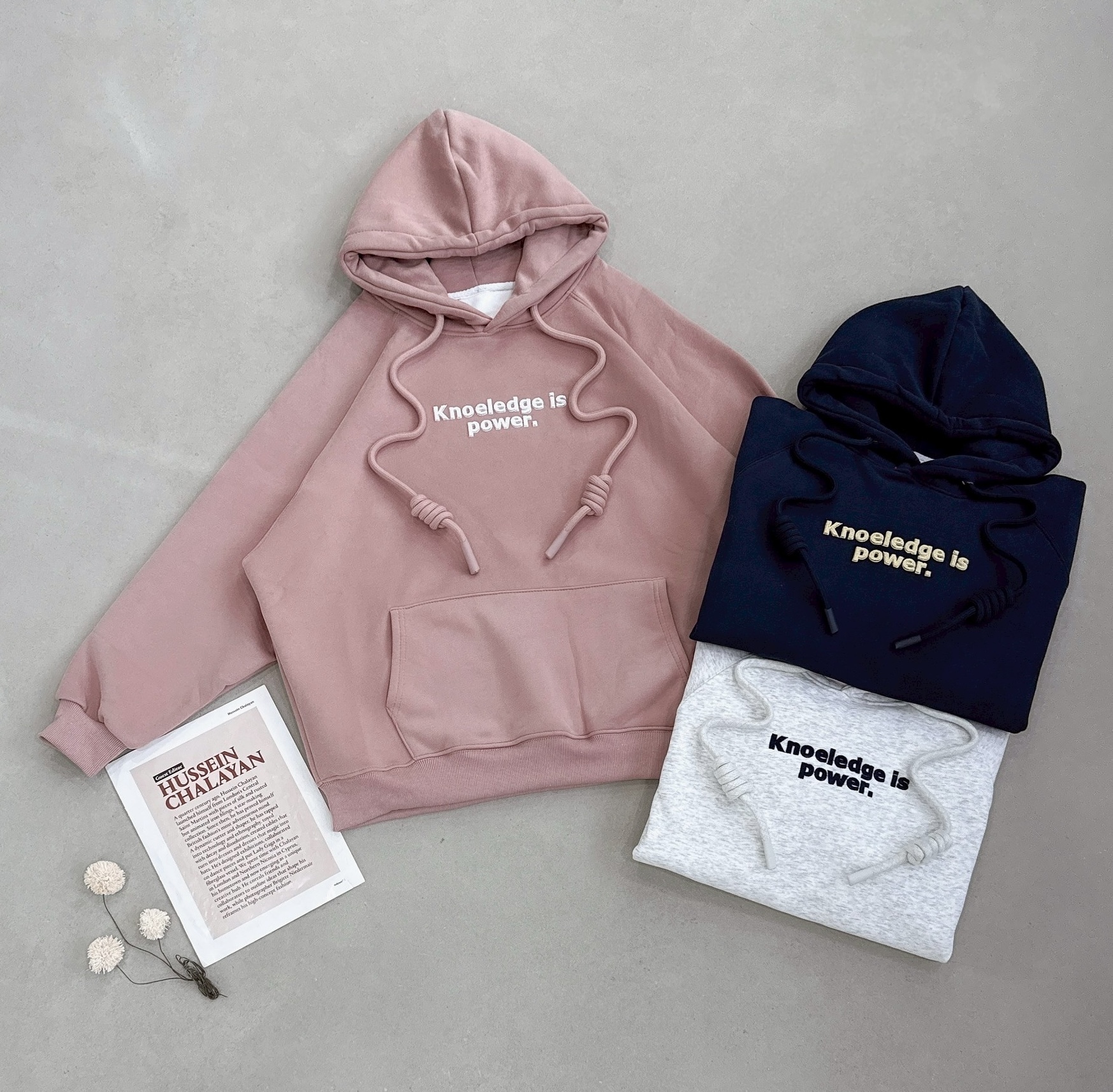 前口袋雙排立體字連帽衣