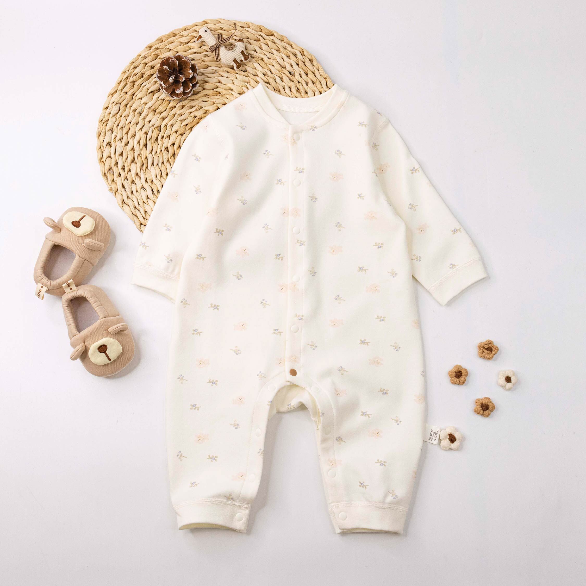 純淨系列【T3096】狗狗逛花園連身衣