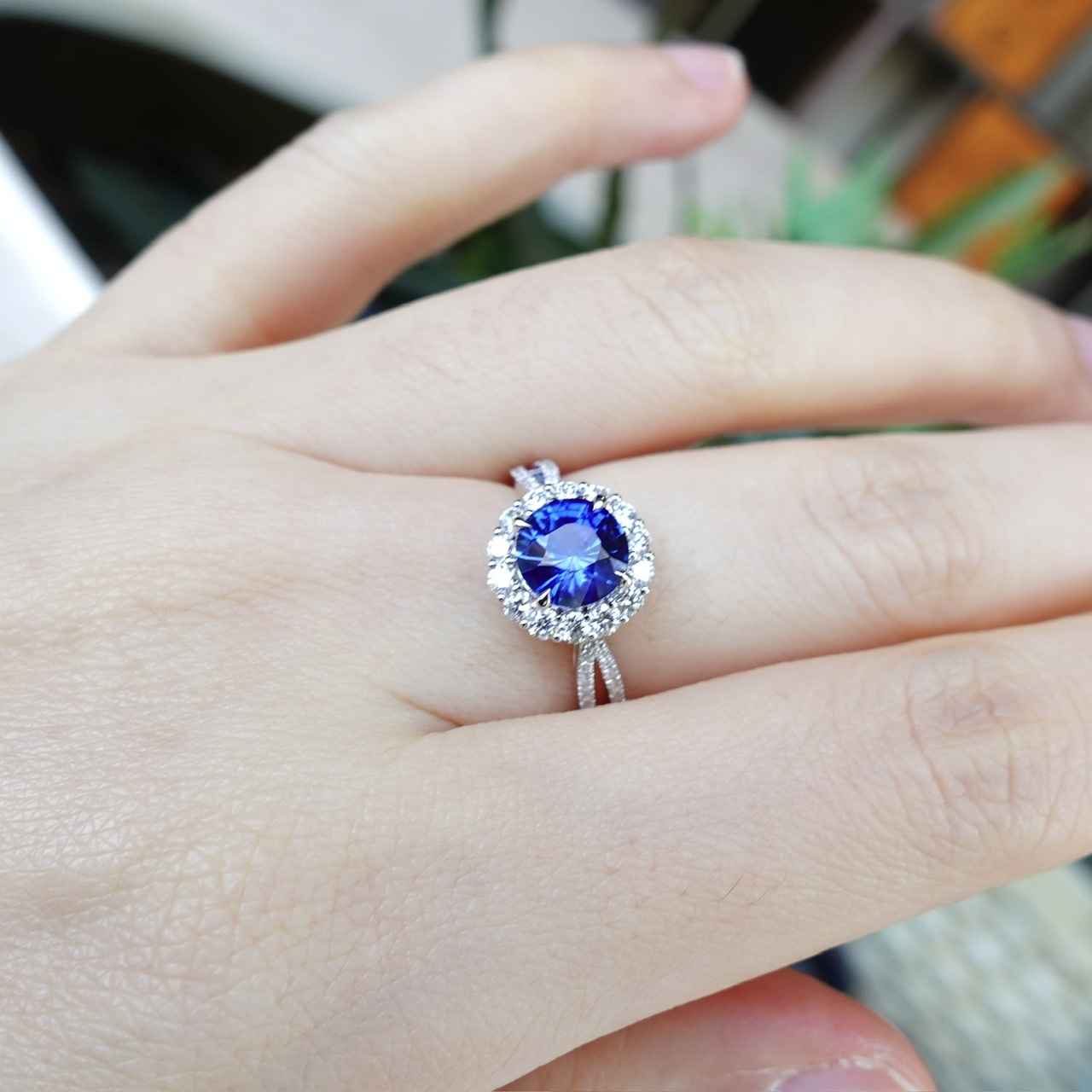 1.62ct天然矢車菊藍藍寶石鑽石18K金戒指 - 配寶石鑑定證書