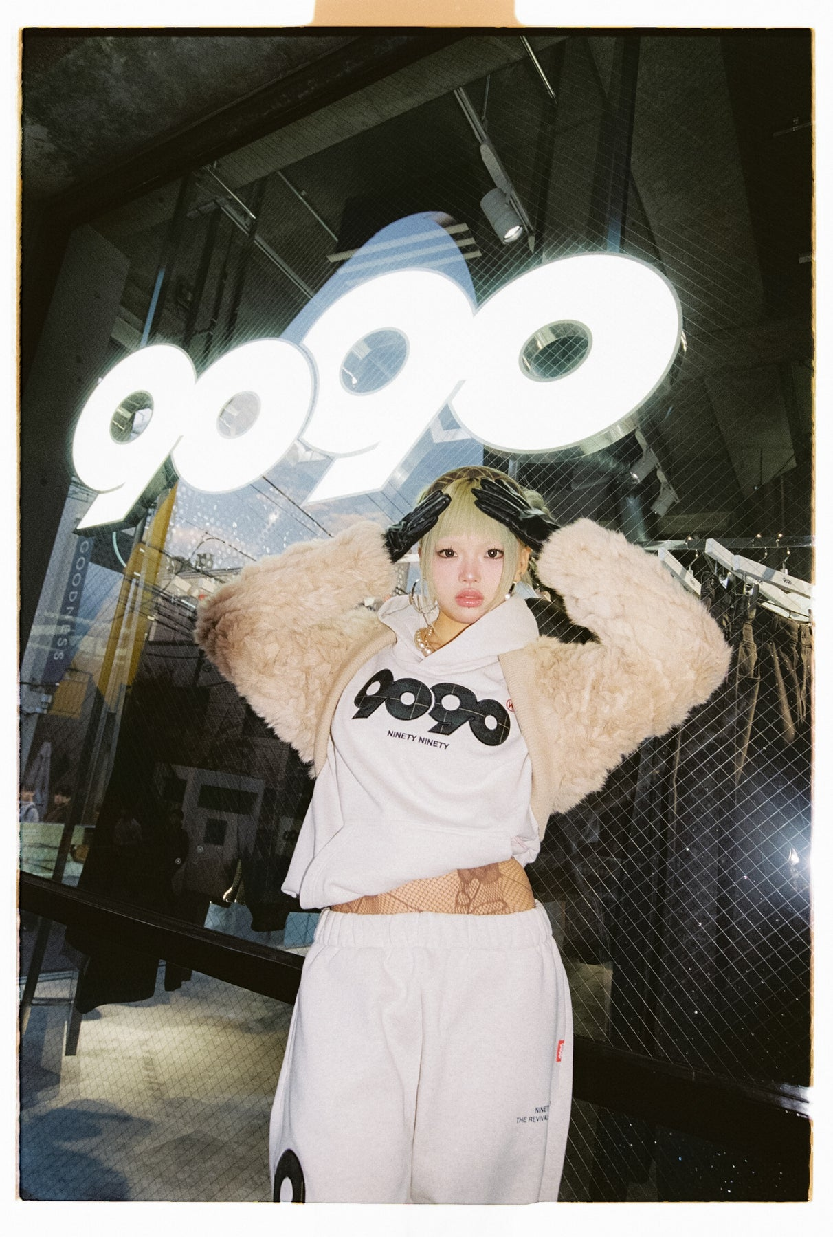 9090 OG Logo Original Hoodie 90 Logo Original Hoodie (9090 girl 