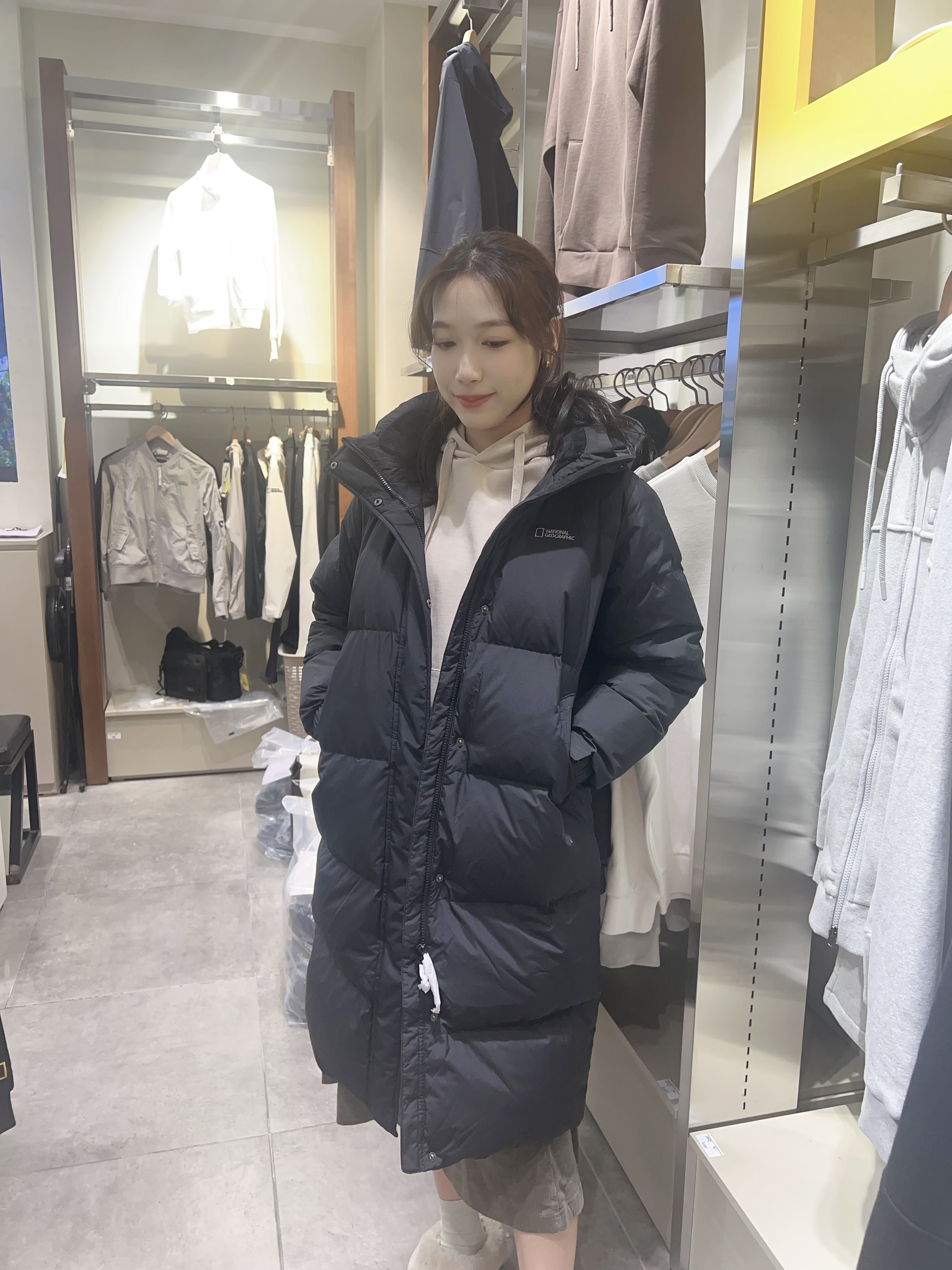 NG11  女裝 S:胸46 長38 M:胸47 長38  鴨羽絨100 ％ $1449