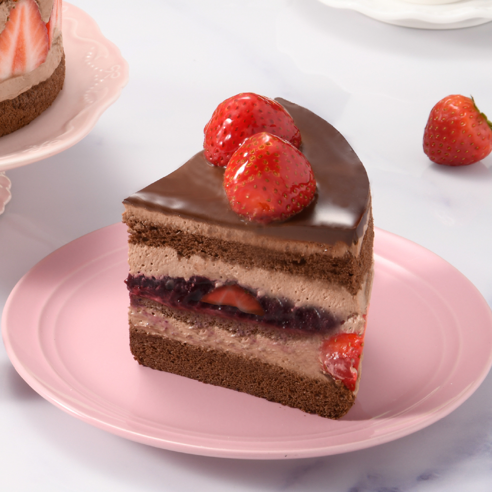 chocolate Fraisier Gateau