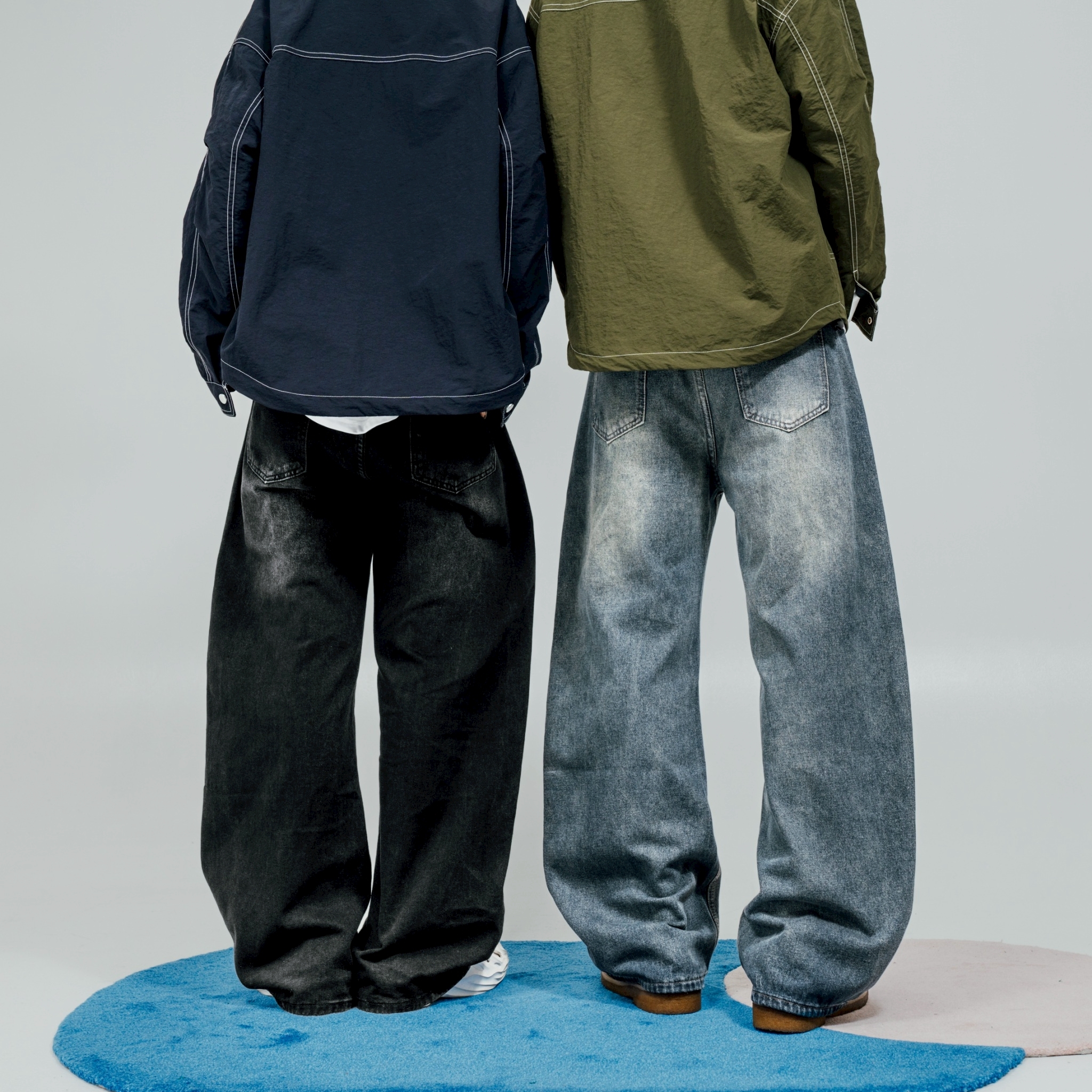 <台灣現貨>微彎刀立體剪裁牛仔落地褲 V0004