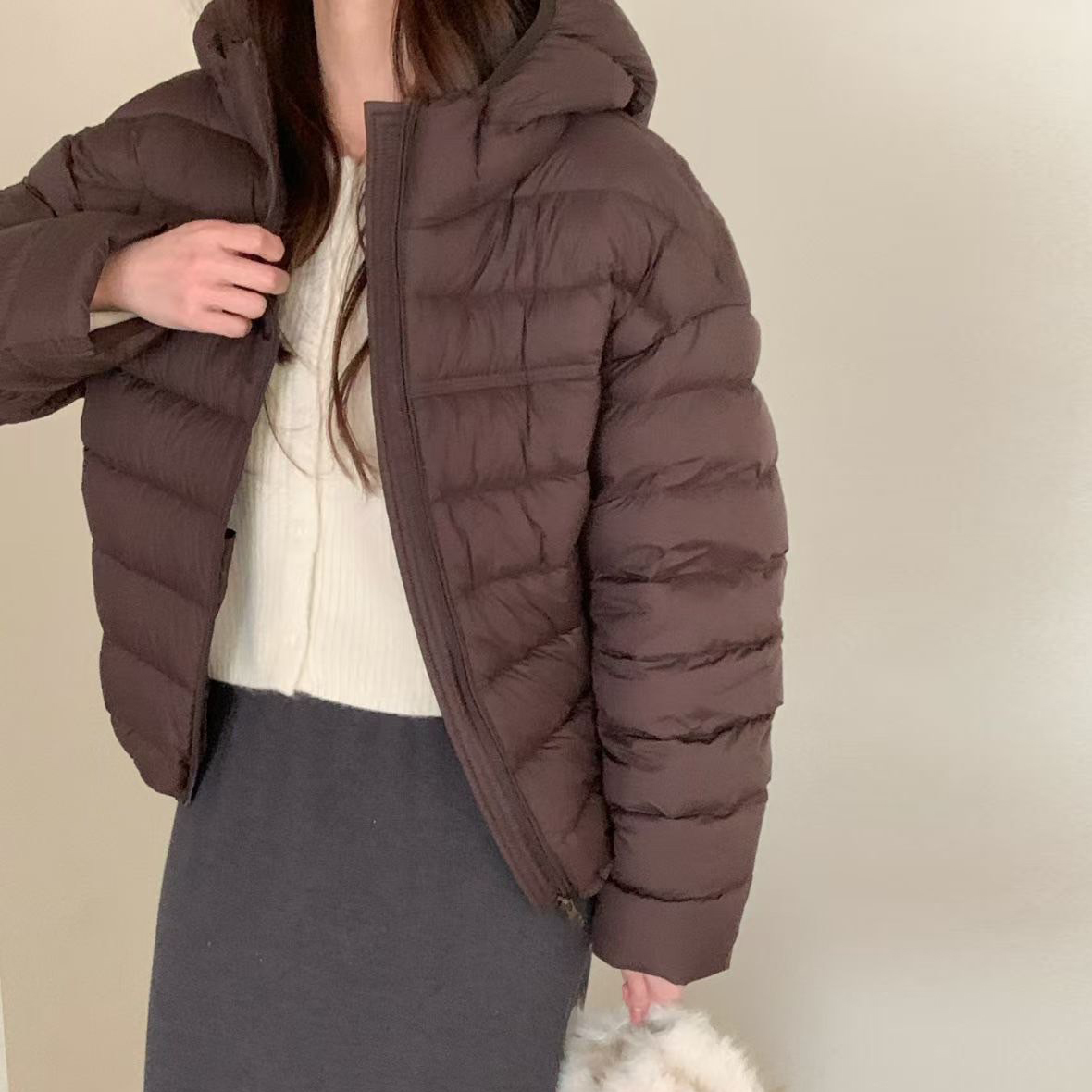 可愛連帽造型橫向壓紋鴨絨外套 / 2色