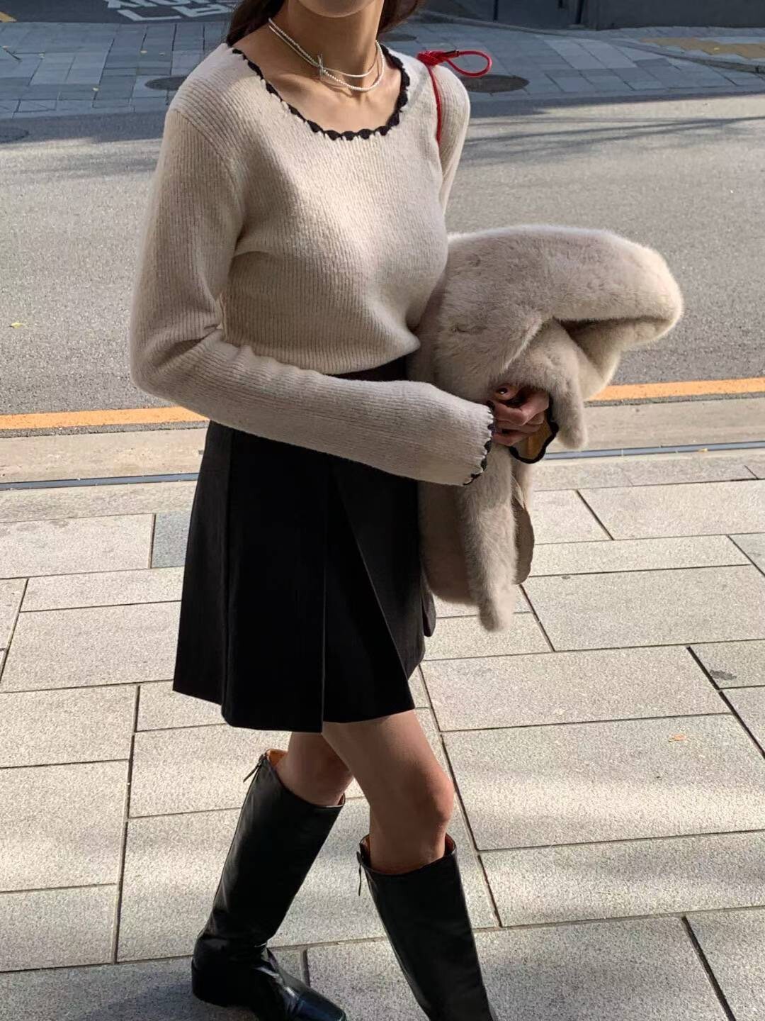 配色波浪滾邊圓領長袖針織上衣 / 3色