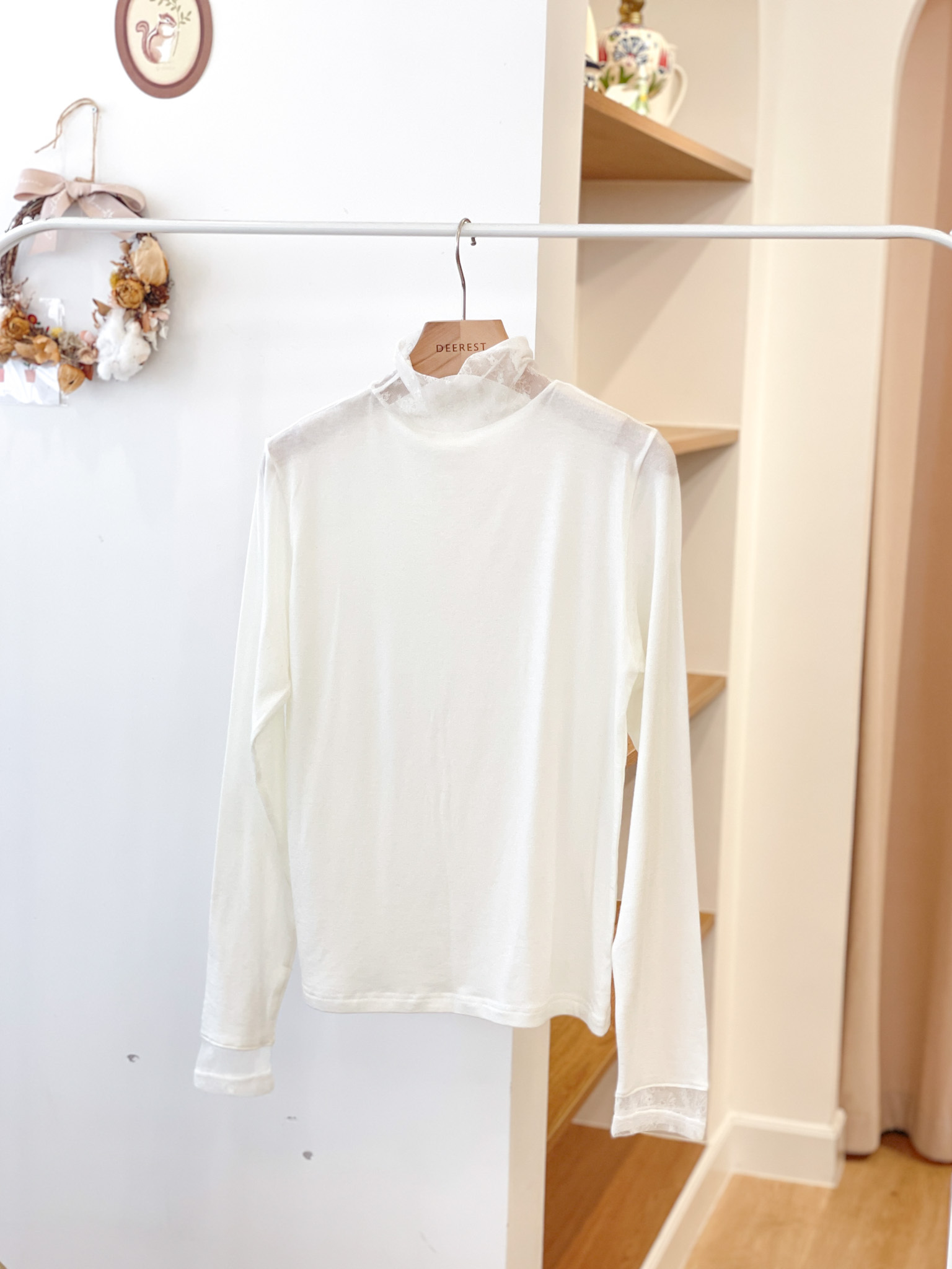 T1449 Lace Soft-Stretch Top