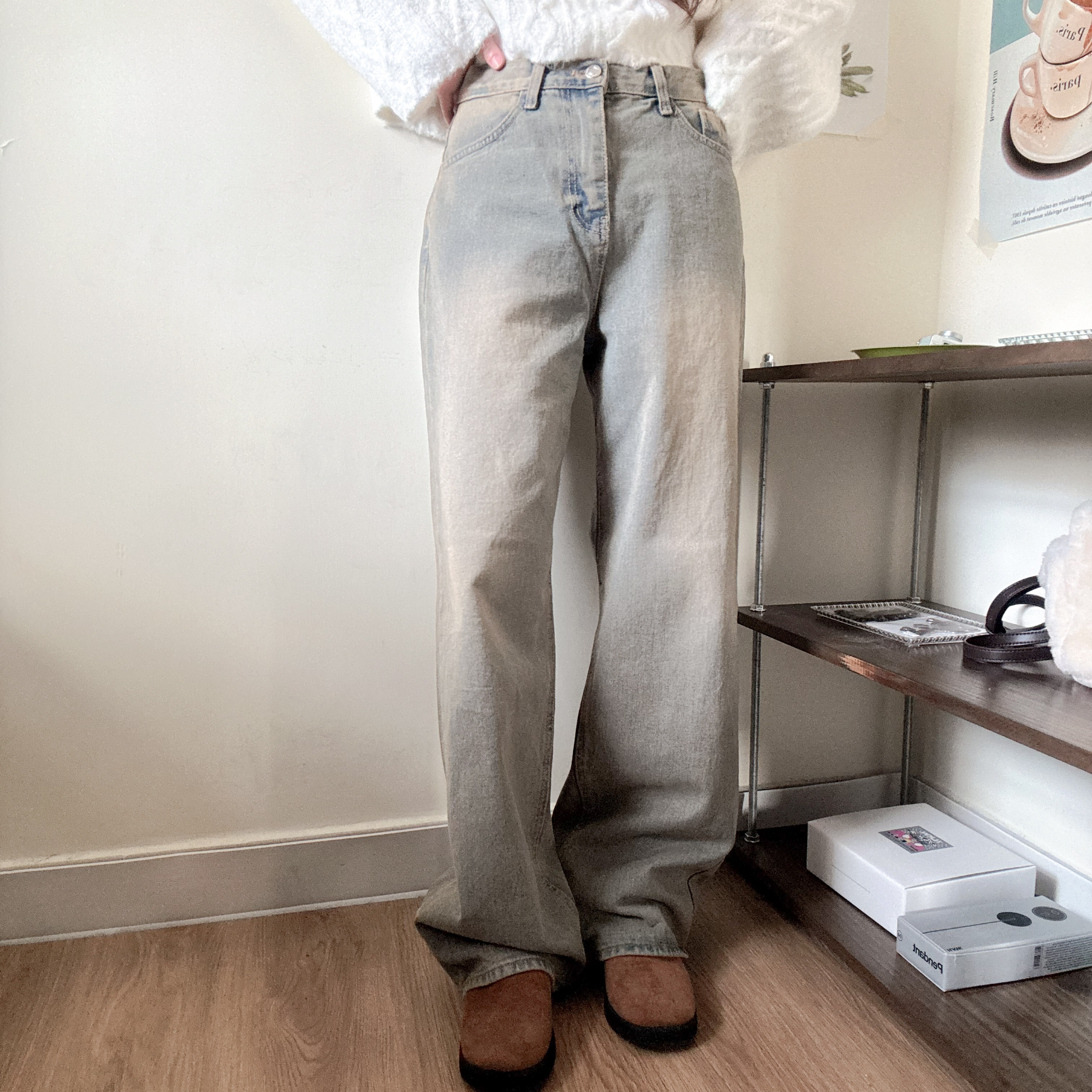 黃泥色水洗牛仔褲