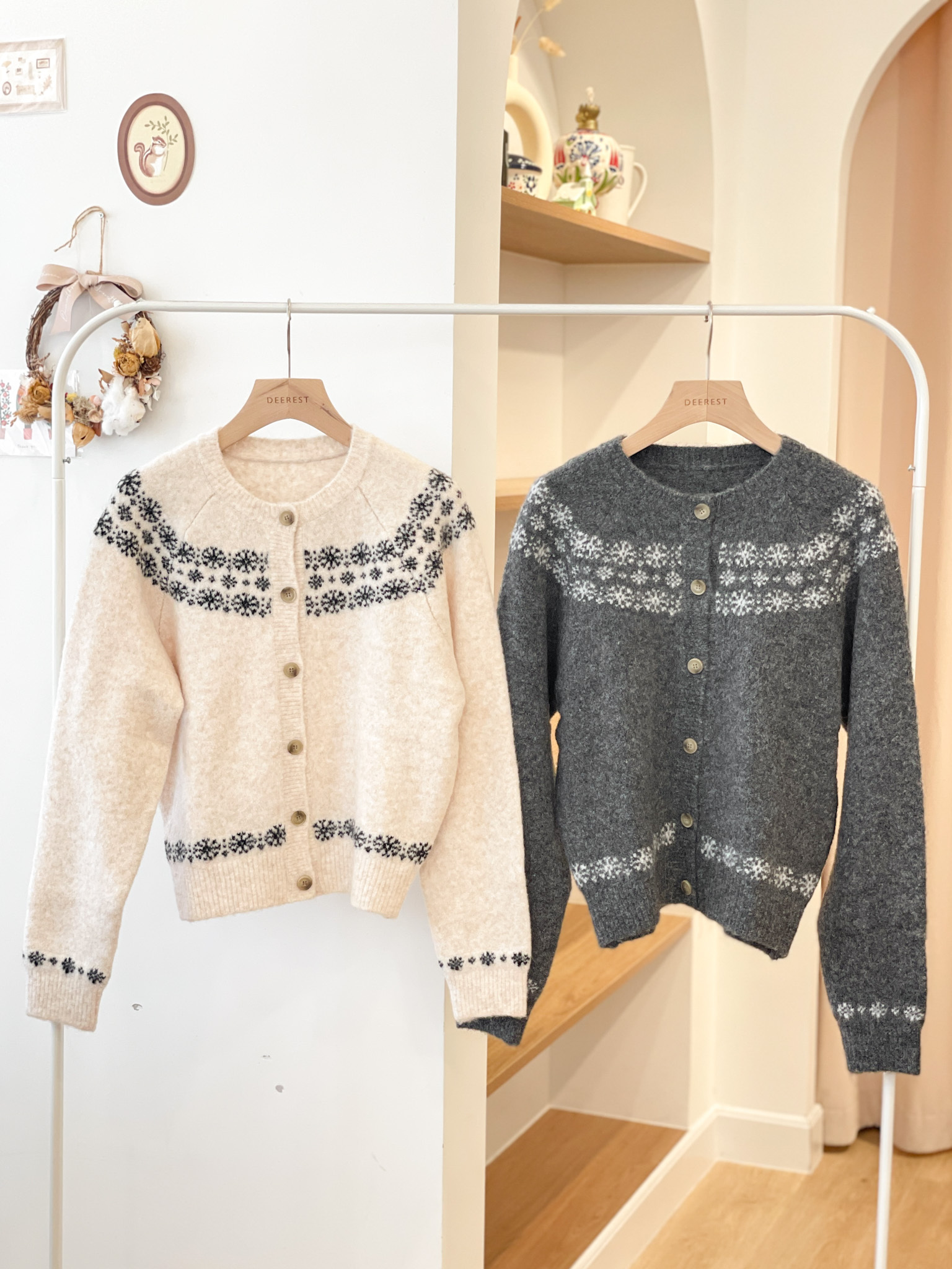 JK267 Seasons Wonder Cardigan