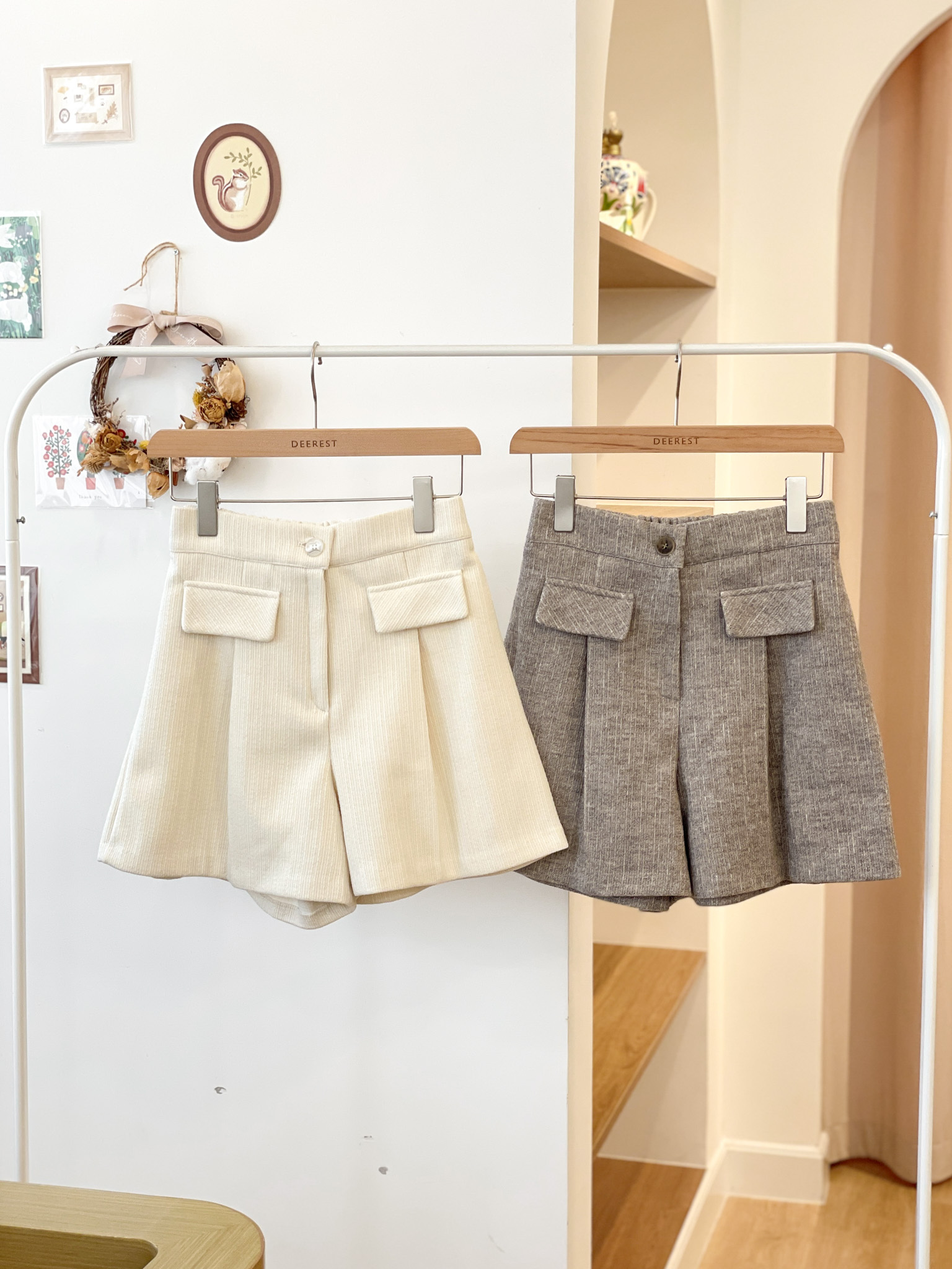 JEAN196 Affogato Textured Shorts