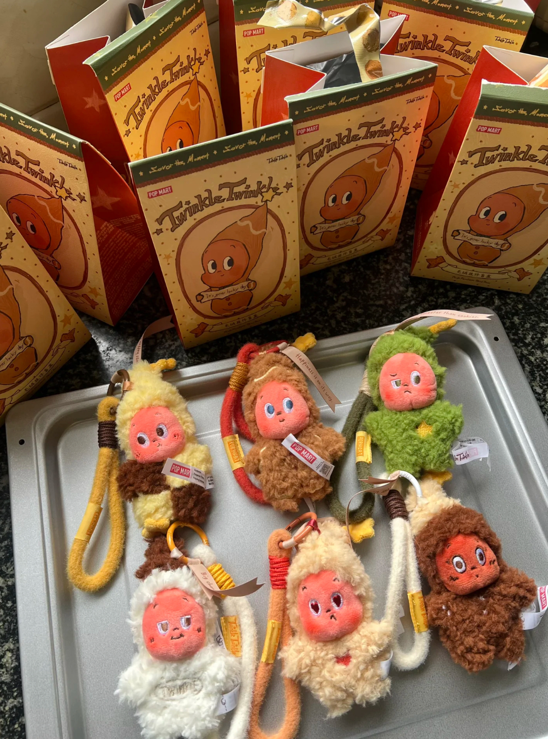 POPMART 星星人美味時刻系列 現烤小餅乾毛絨盲盒