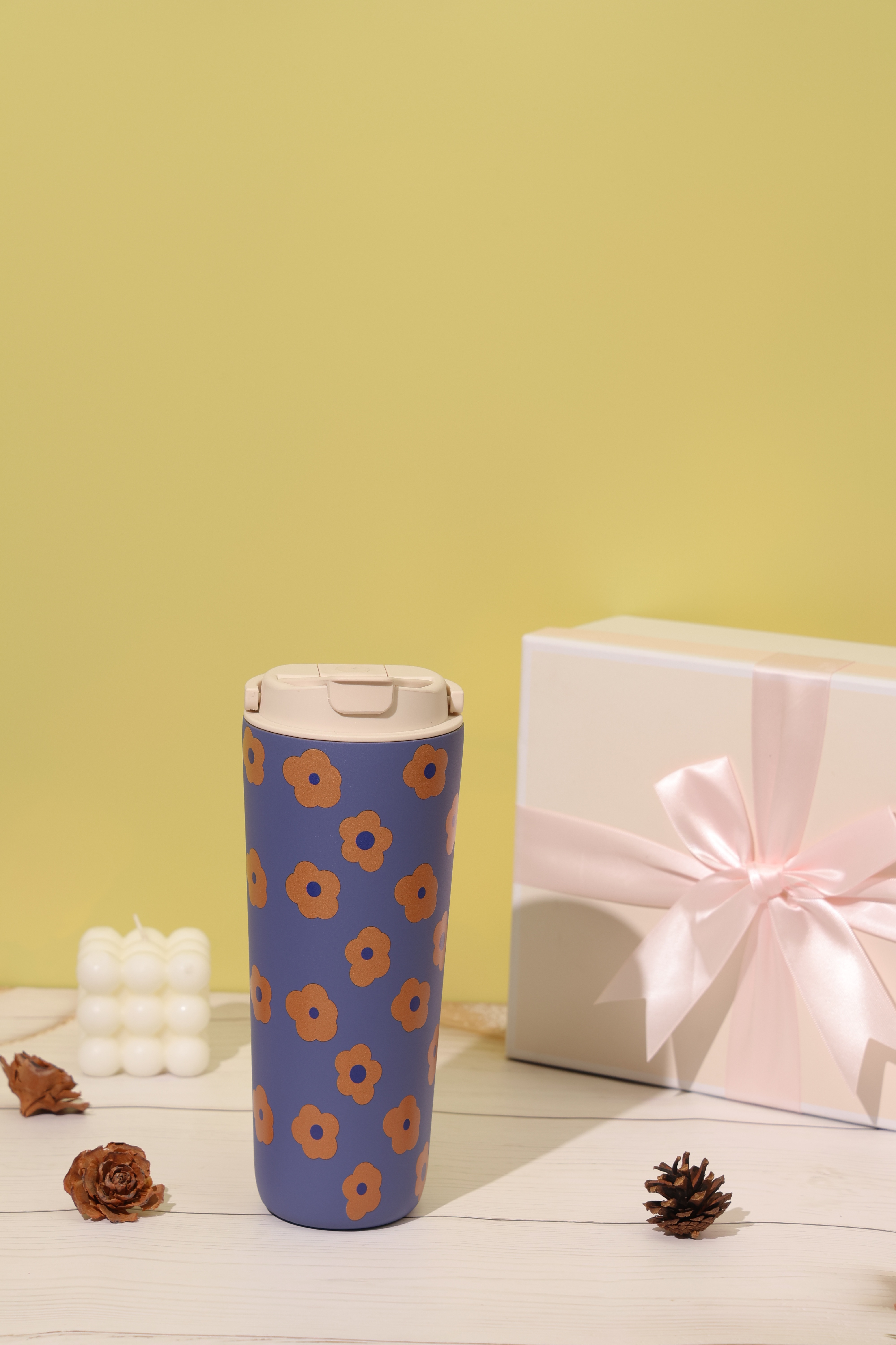 純鈦跳跳杯｜小花日和系列｜紺柿花Ｘ奶昔白蓋