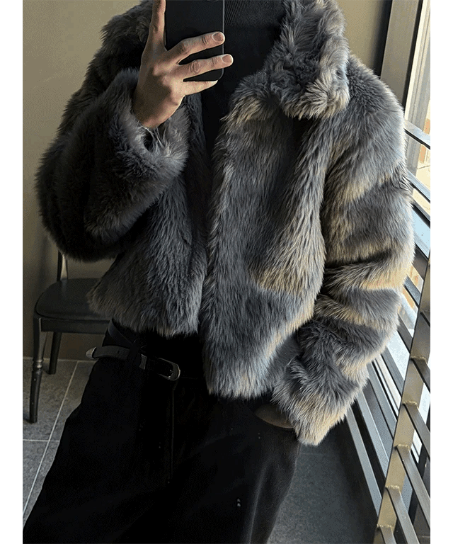 短版灰色皮草外套