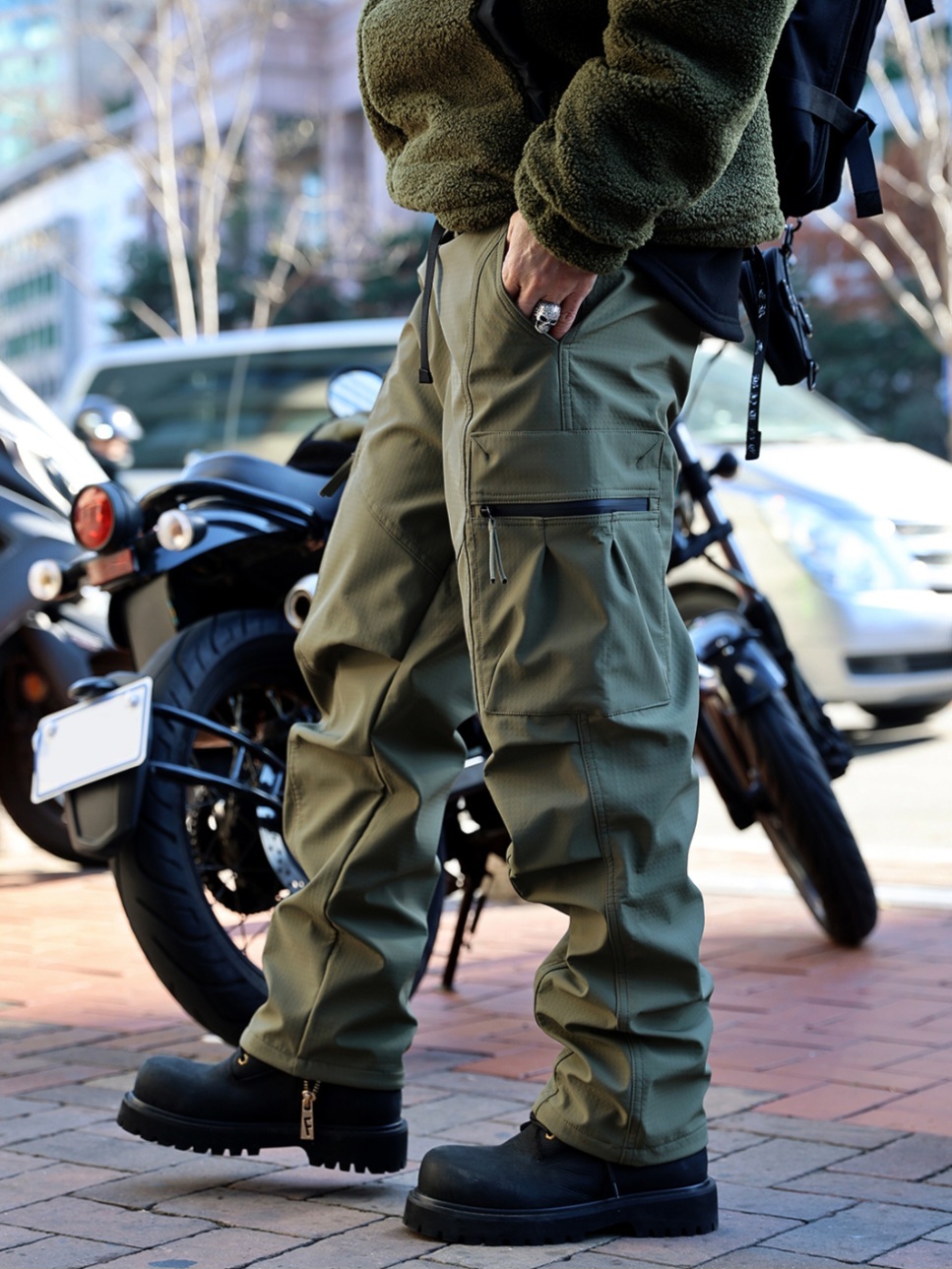 斜裁帶扣休閒褲