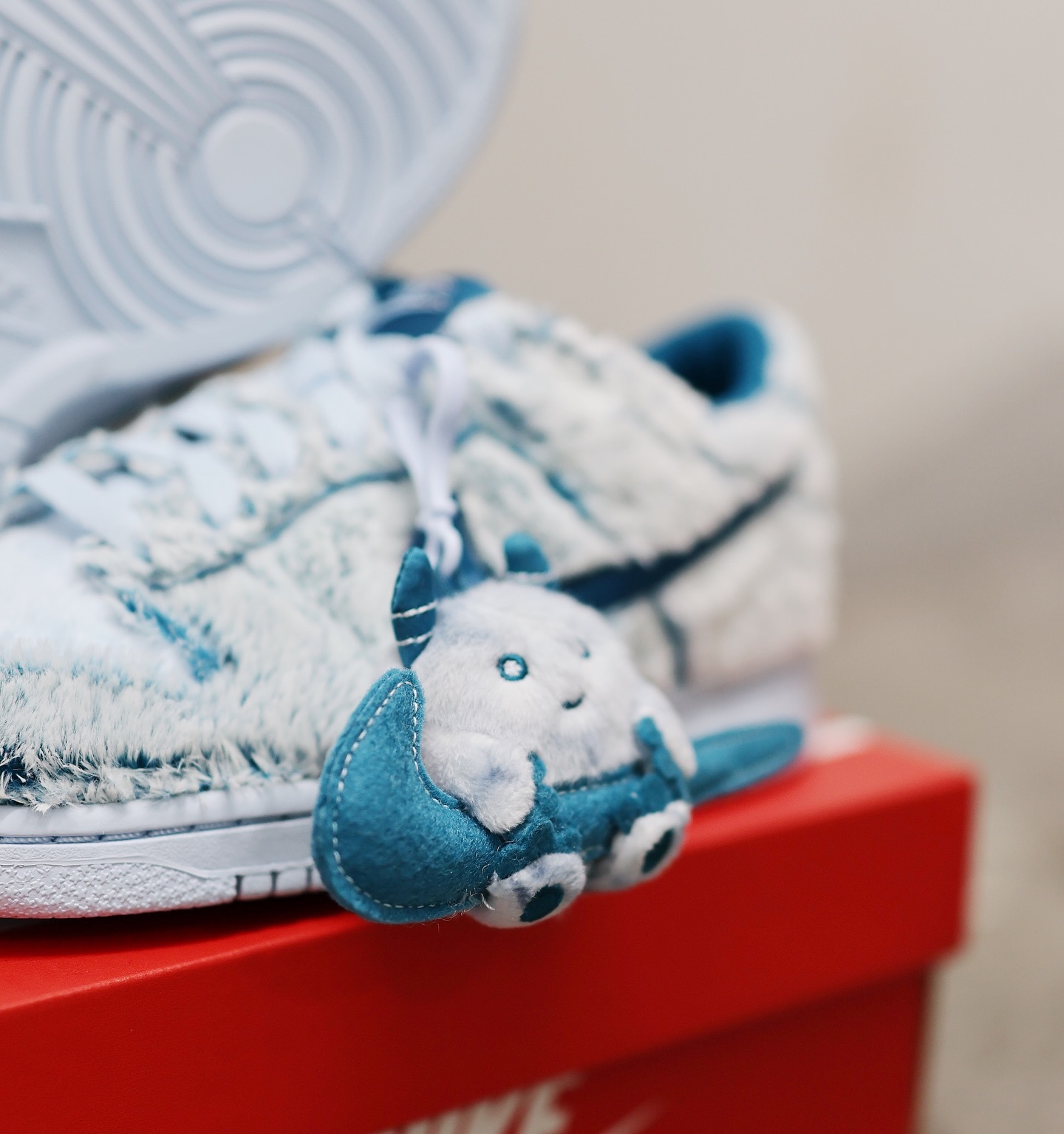 Nike Dunk Low Abominable Snowman GS 毛絨雪寶 IM7171-301