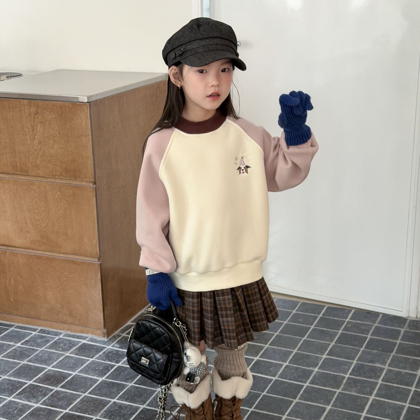 【加絨款】插肩袖搖粒絨內裡小狗上衣 3色 90-170cm