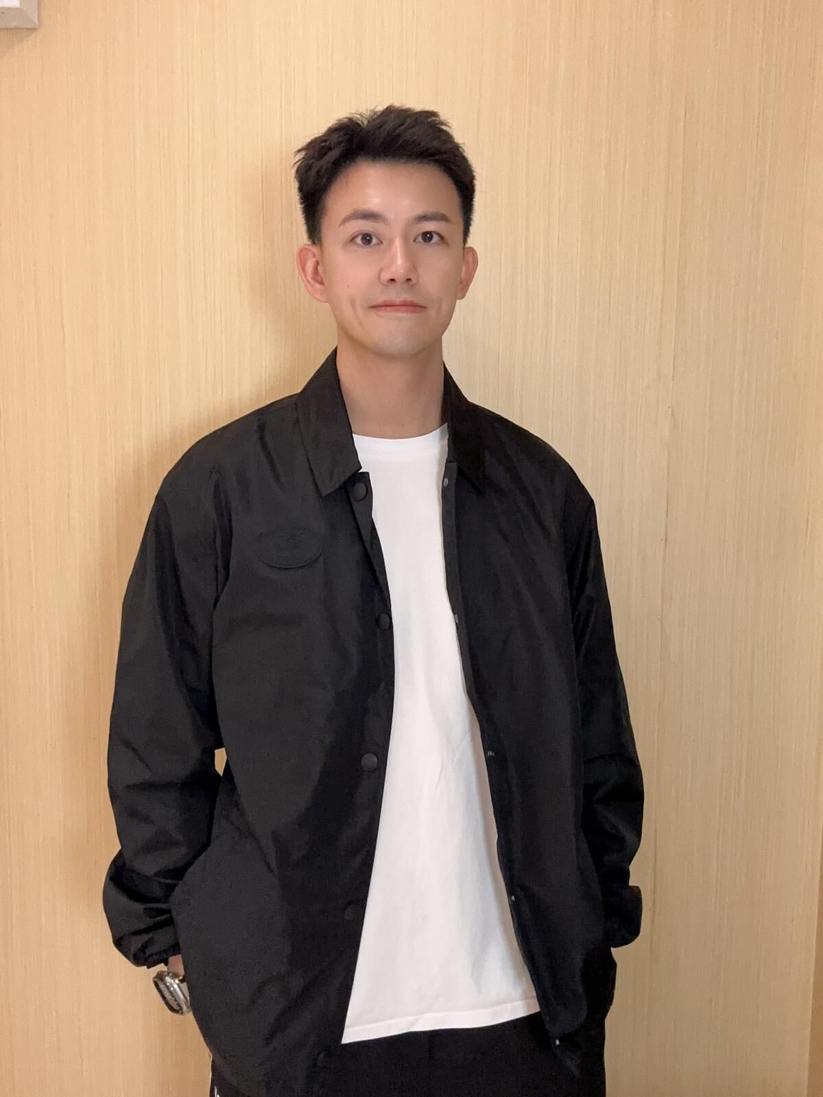 BBR 黑色背後戰馬 薄款風褸 男款