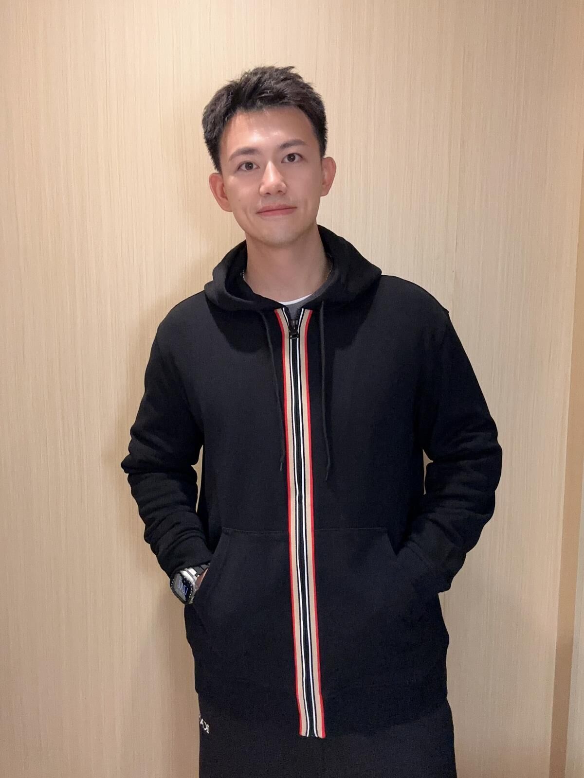 BBR 黑色 紅啡黑織帶 有帽外套 男女可穿