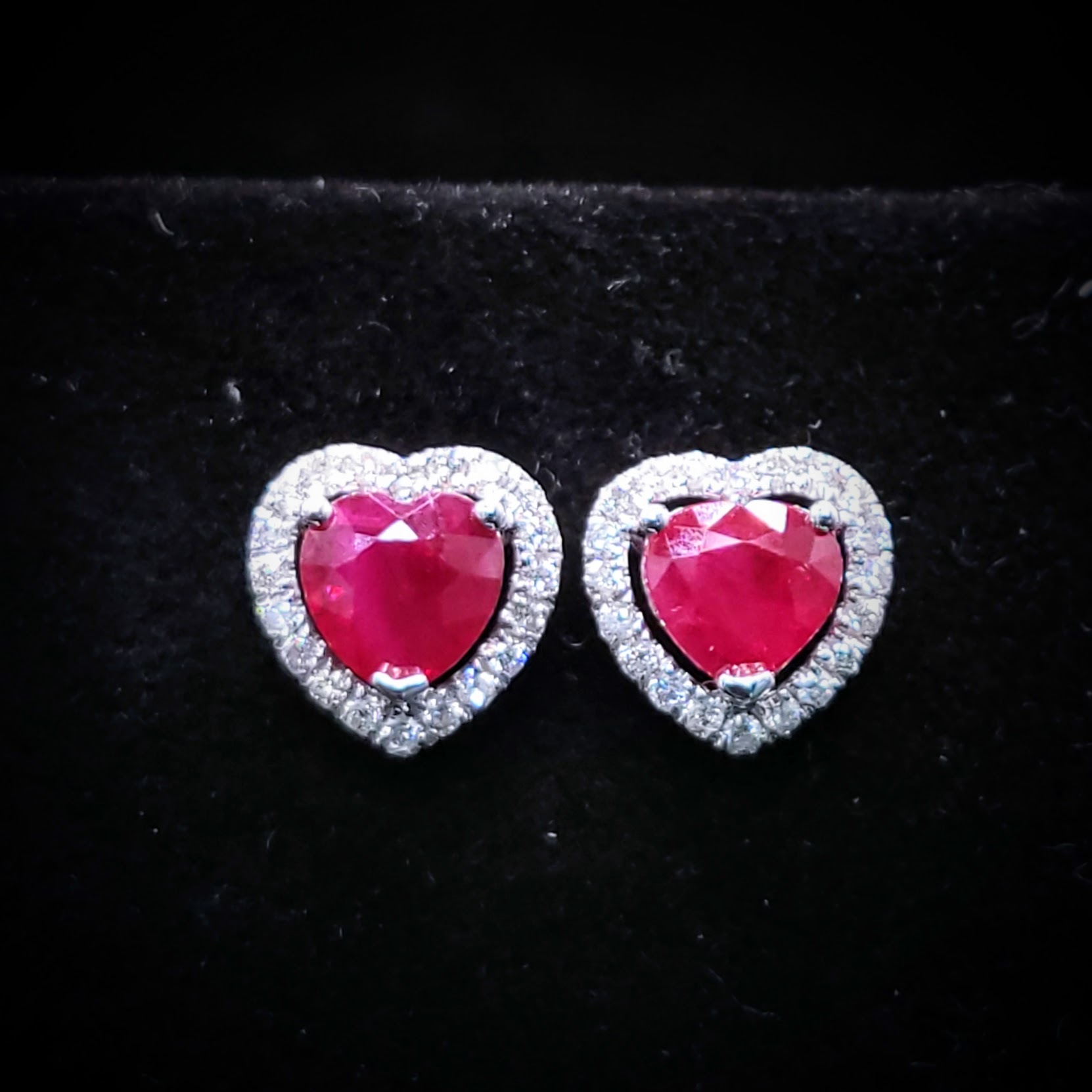 全新18K白金【主石2卡紅寶石】配30份鑽石耳環