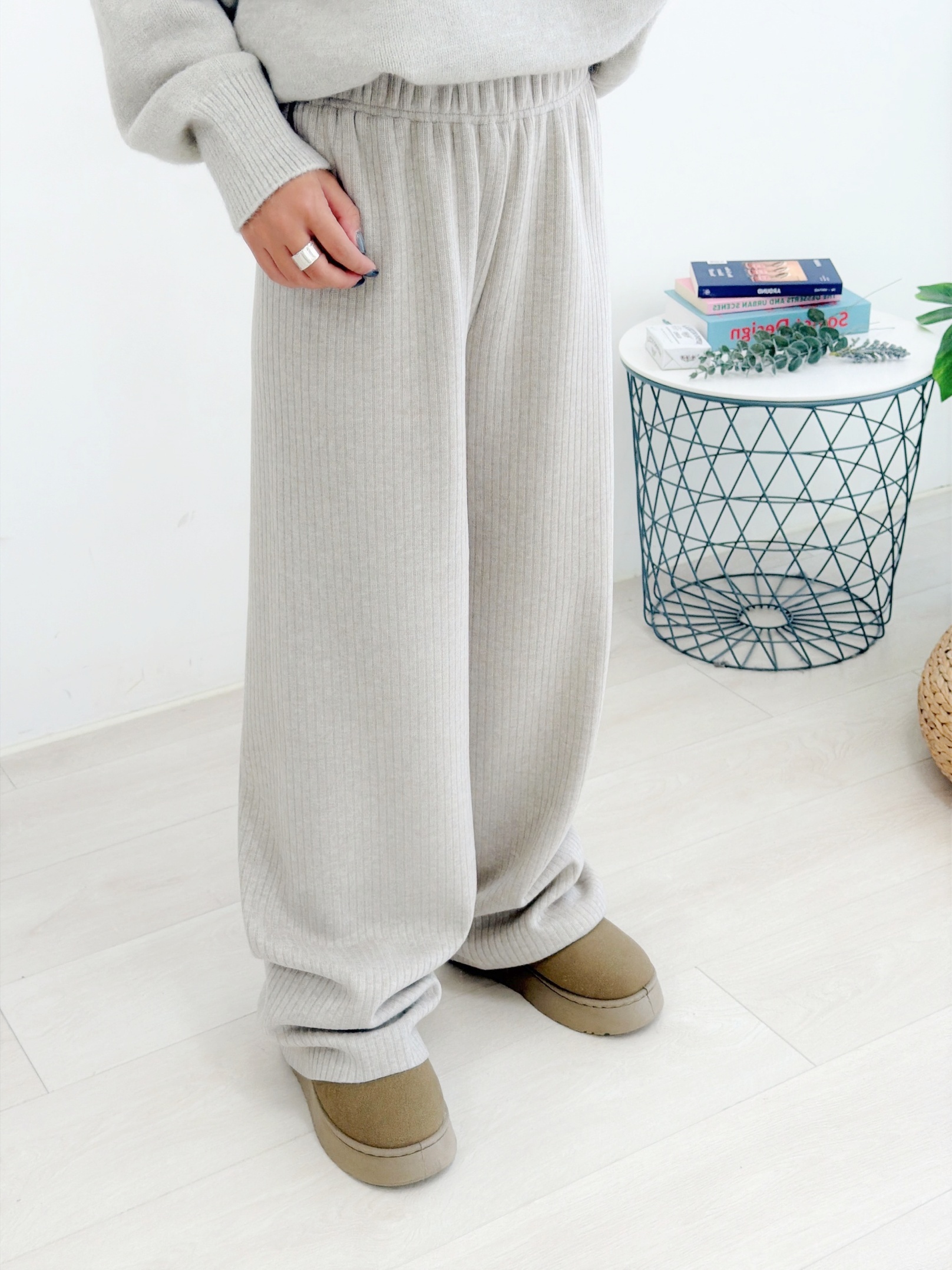 法朵Fado Shop｜鬆緊腰坑條加絨長褲 213A008 三色