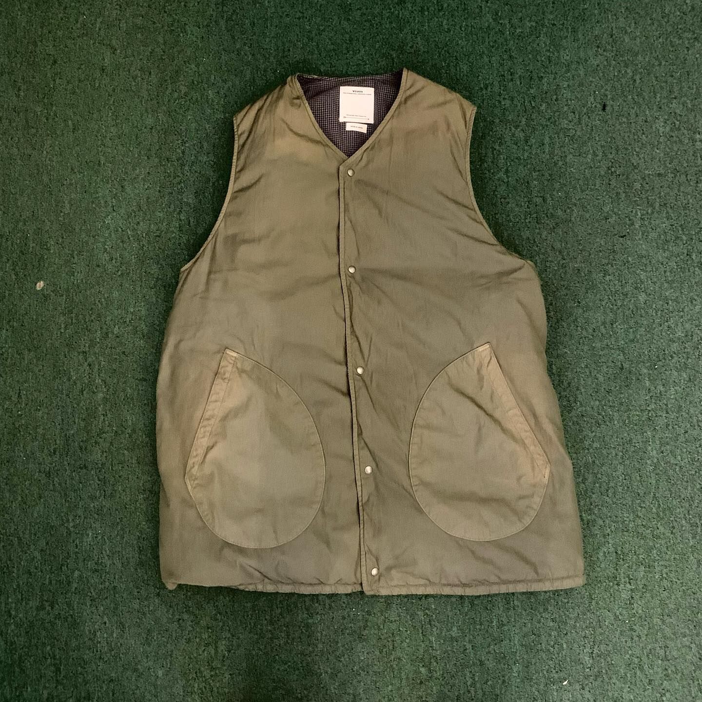 ON SALE: VISVIM KORA DOWN VEST *NATURAL DYE 天然染 - OLIVE SIZE 3 PRE ORDER ITEM (預訂中)