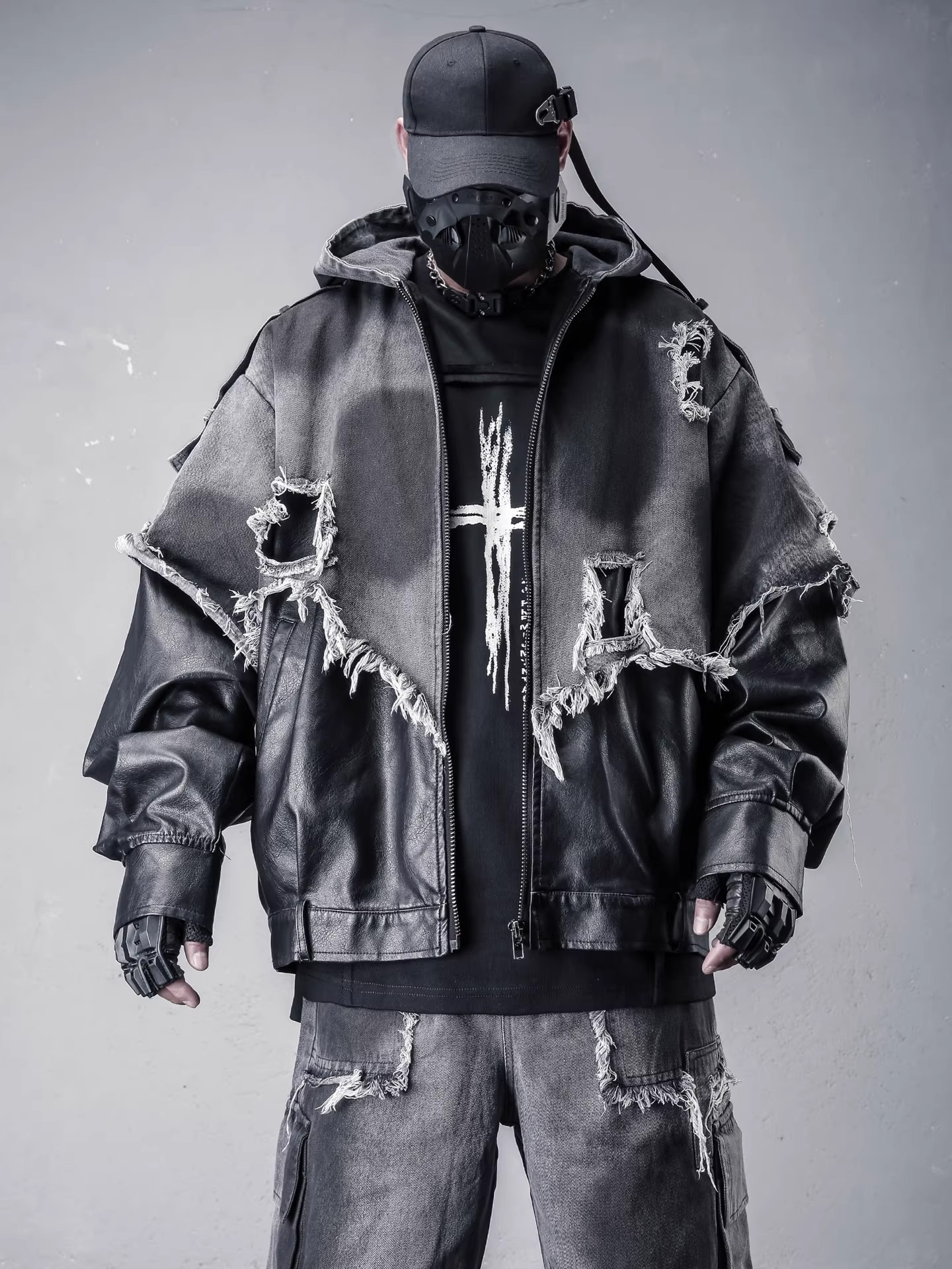 𝙏𝙀𝘾𝙃𝙒𝙀𝘼𝙍 廢土毛邊拼接PU牛仔夾克