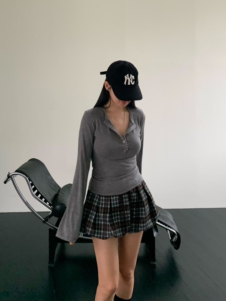 Q58 格子澎澎短褲裙（咖藍）