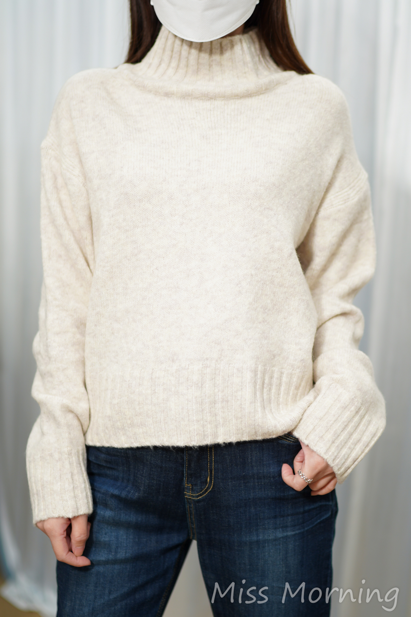 軟熟靚色中薄針織上衣(14990)