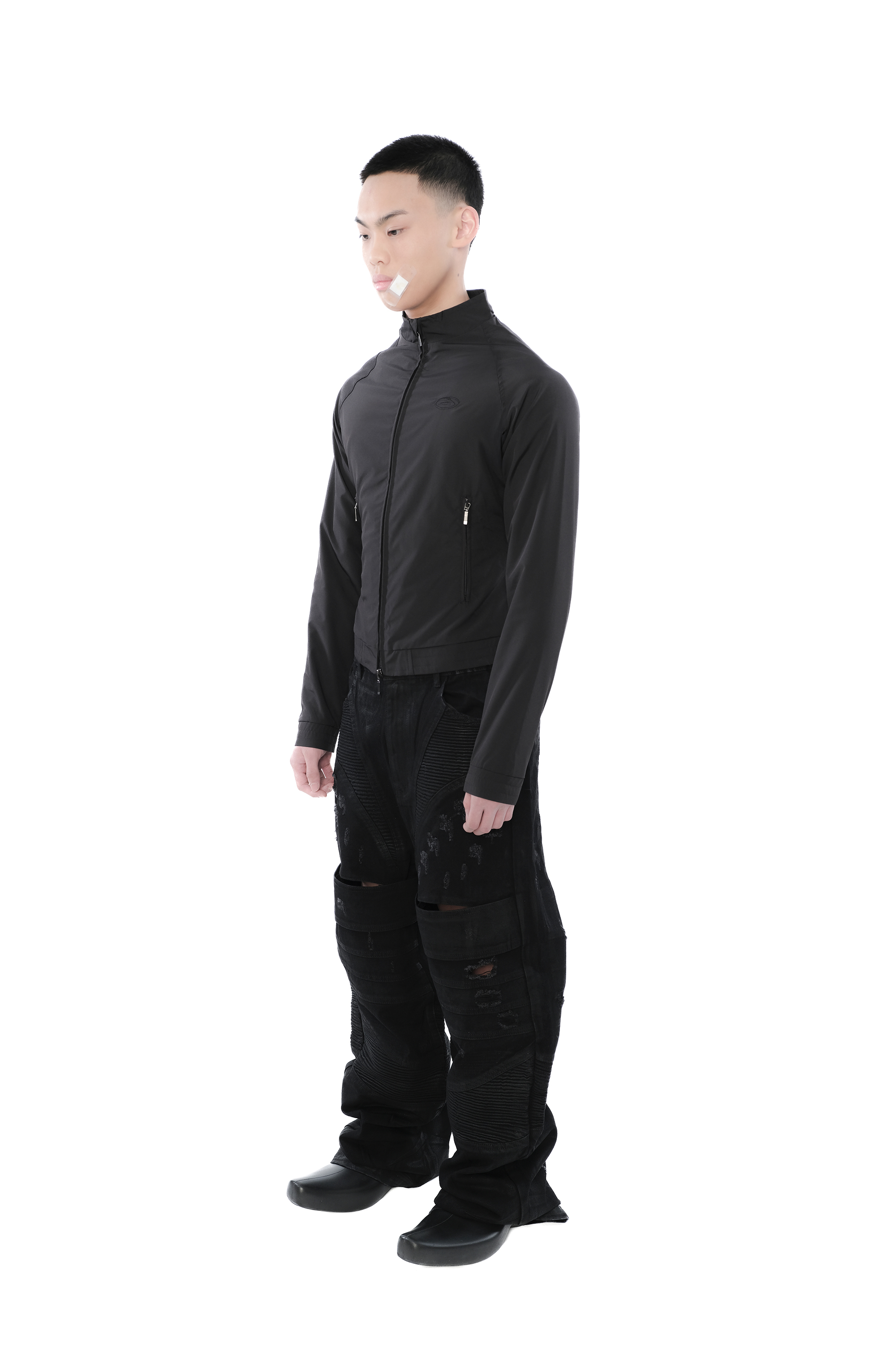 Jobdatasheet D31 Lightweight Nylon Embroidered Jacket 尼龍 刺繡 輕薄 夾克