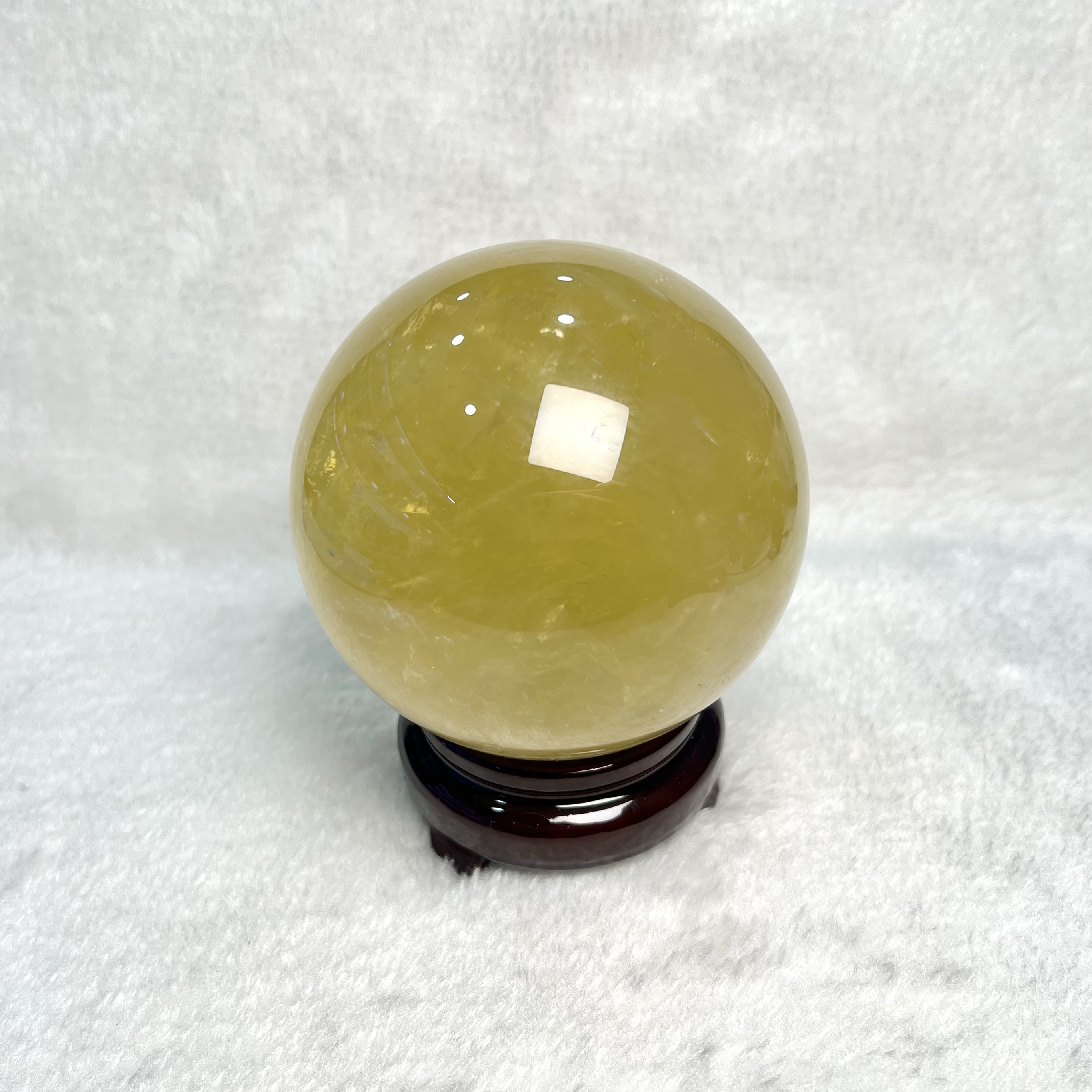 黃水晶球 9.1cm #A681