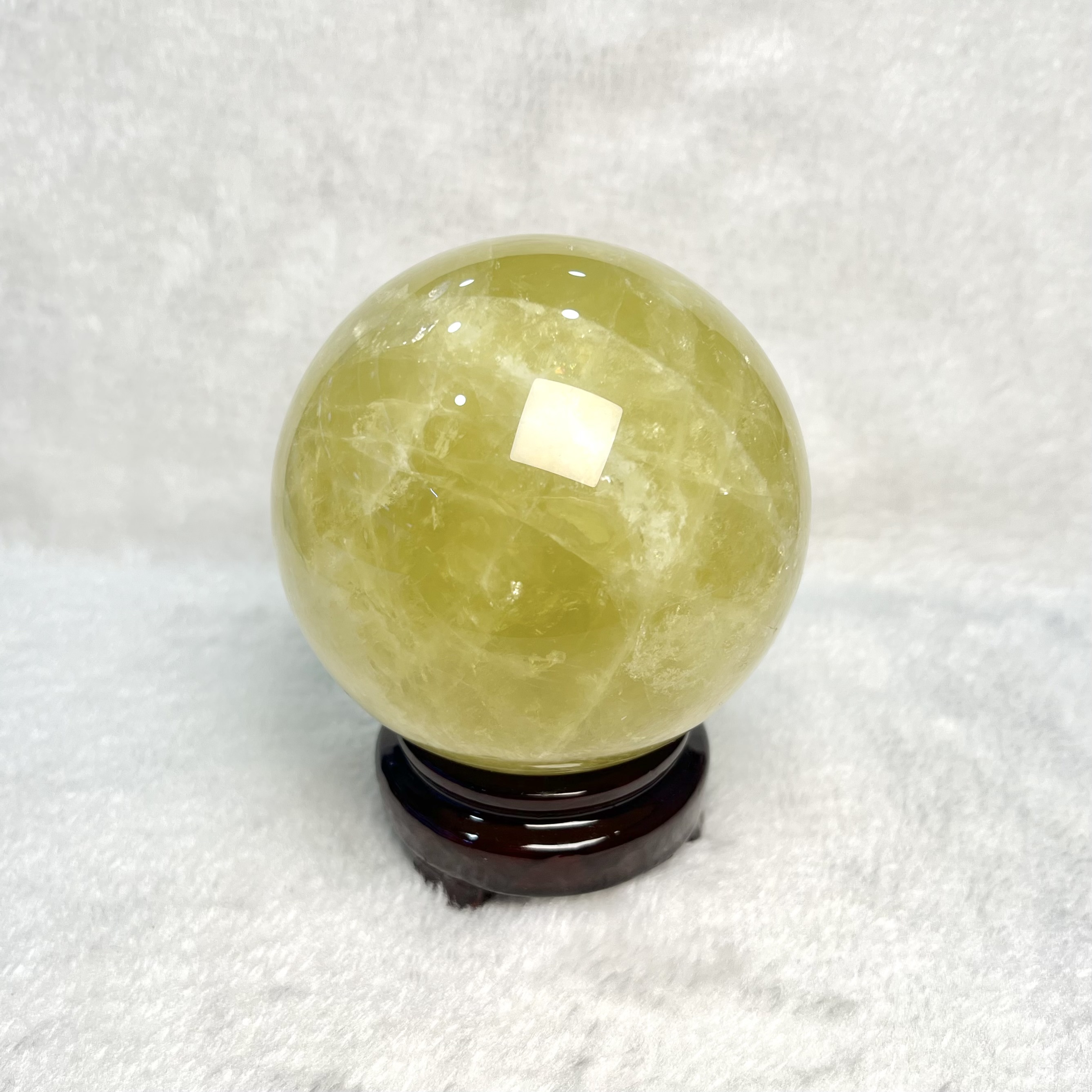 黃水晶球 9.5cm #A682