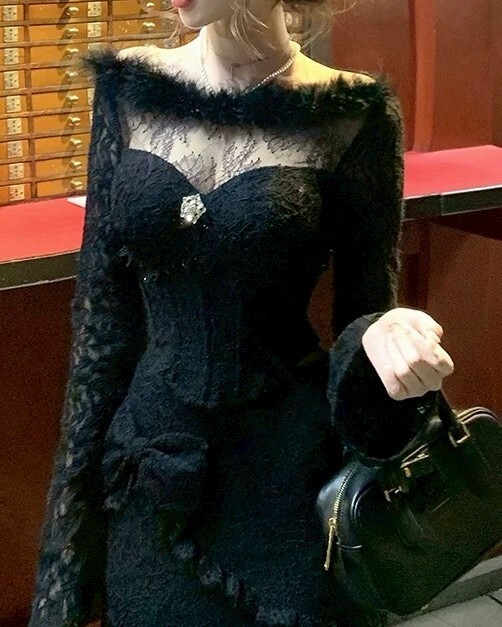 設計師家拼接羽毛胸網紗馬甲上衣