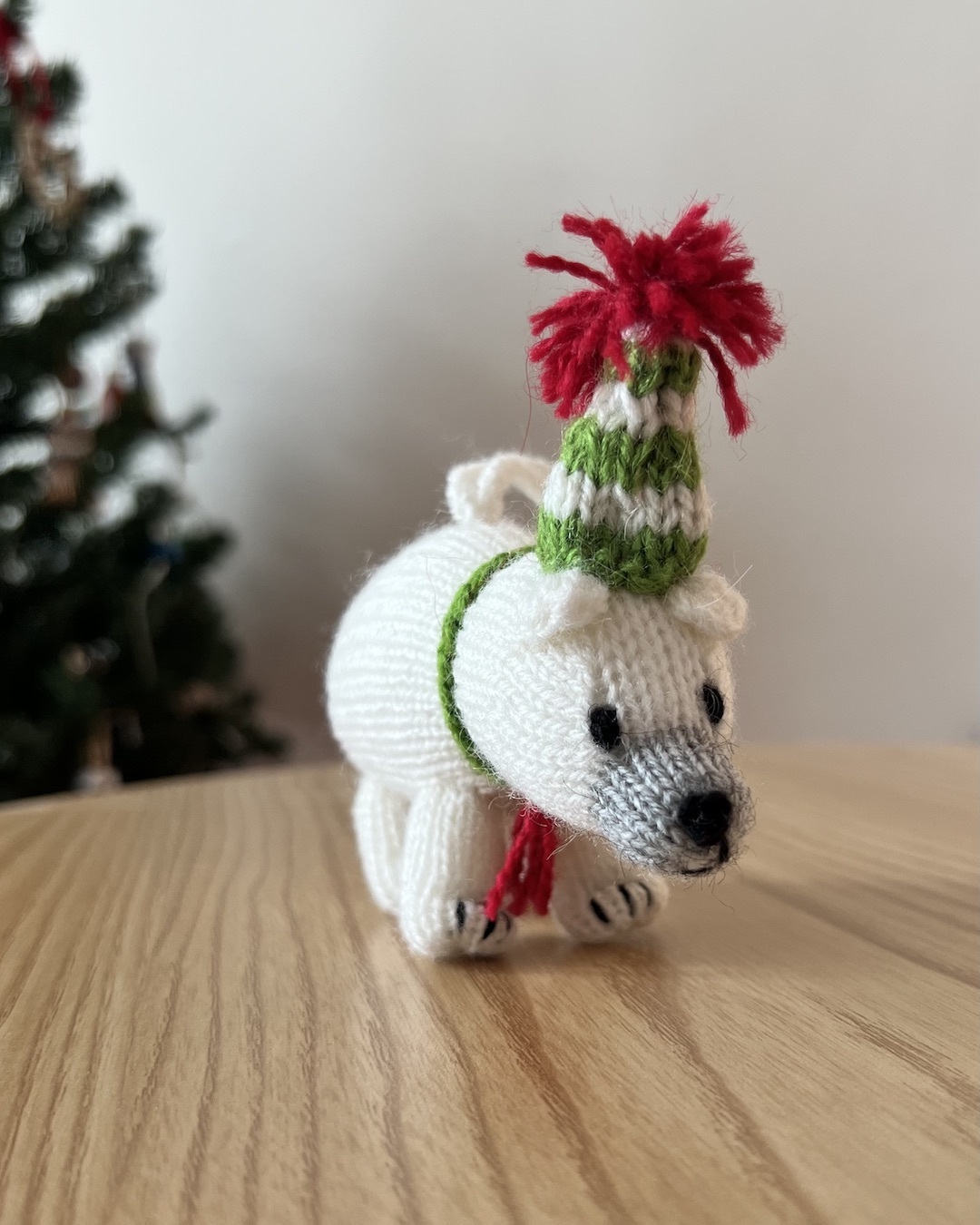 北極熊 - 紅紅毛球帽頂 | 節日吊飾
