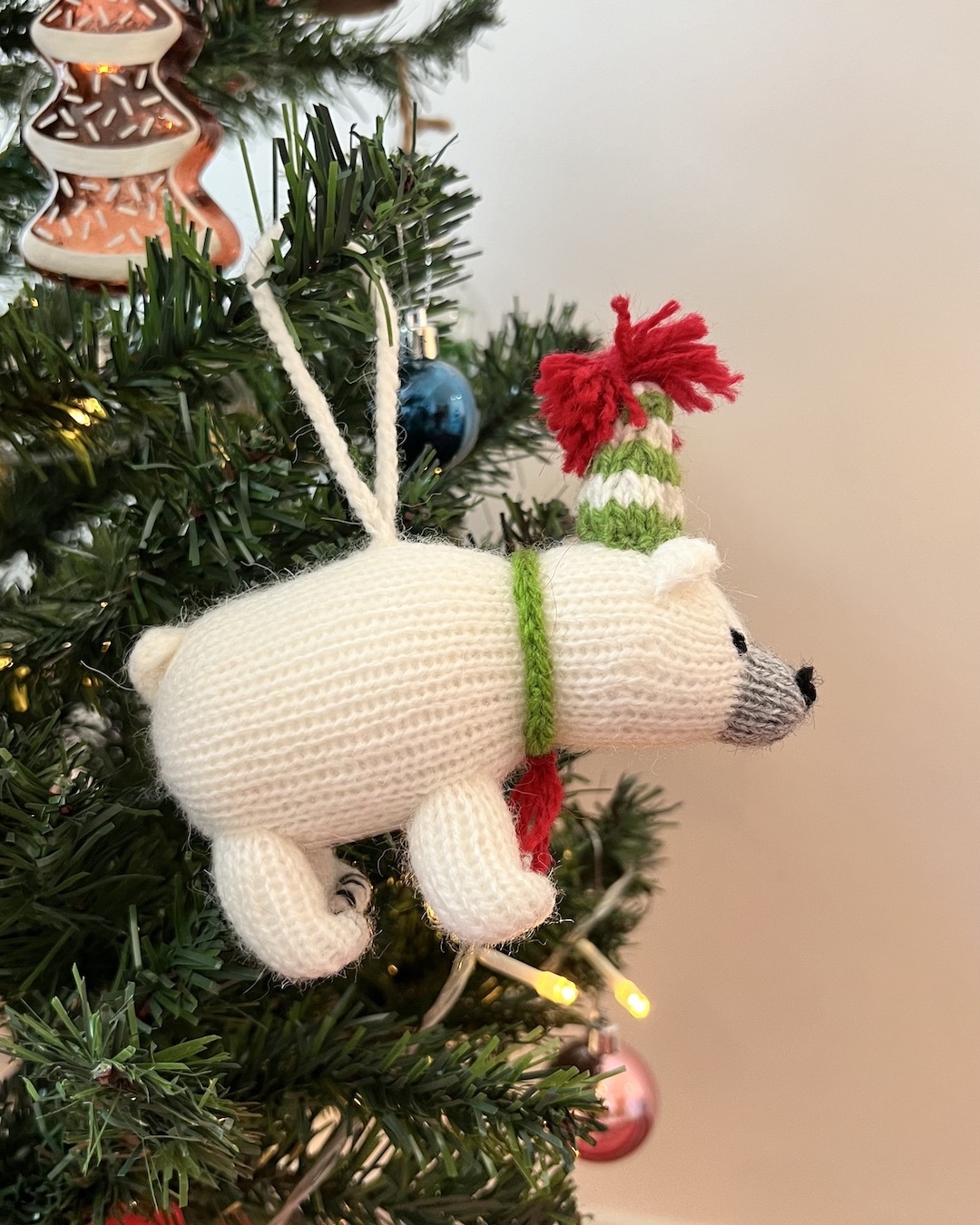 北極熊 - 紅紅毛球帽頂 | 節日吊飾