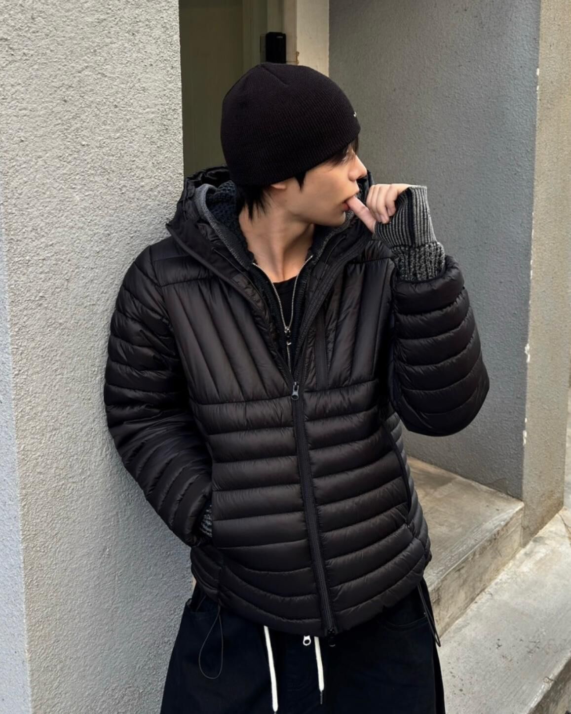 暗橫紋連帽拉鍊外套(夾棉) OUR-170JK