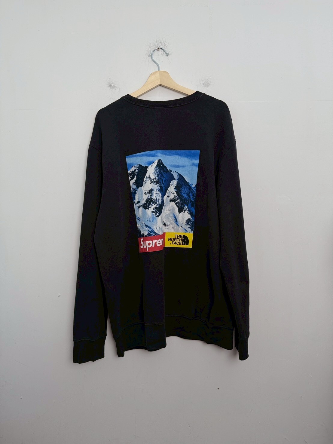 Supreme x TNF 17SS Mountain Crewneck Sweatshirt BLACK SIZE XL