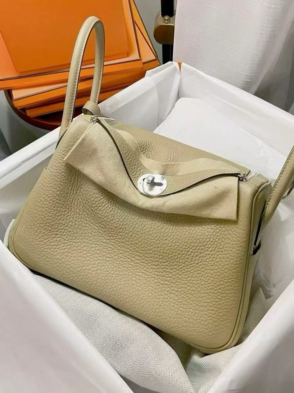 Lindy 26 S2 trench ck tc K