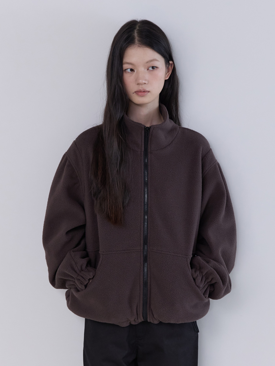 [AMIDI] ZIP-UP FLEECE SWEATSHIRT