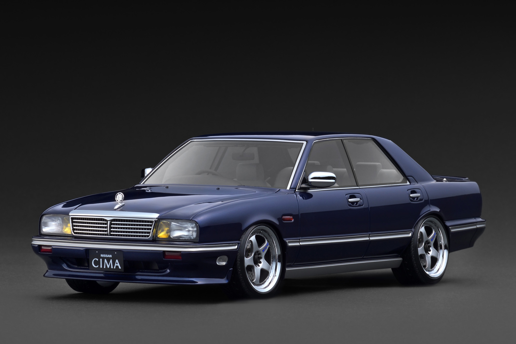 預訂 (訂金$300) (預訂價$2214): 1/18 IG NISSAN GLORIA CIMA (Y31) Dark Blue (IG3901)