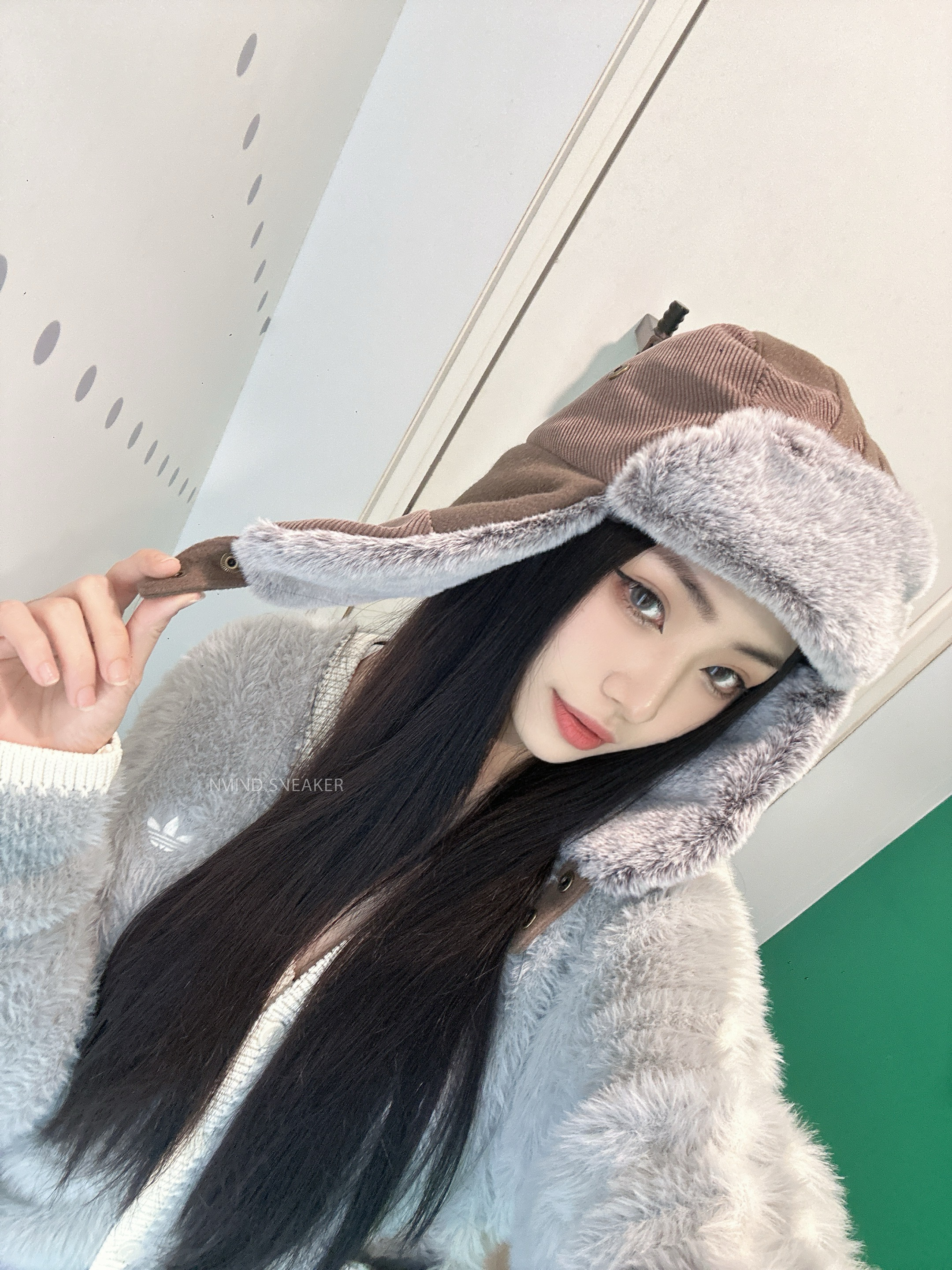 ADIDAS ORIGINALS 毛毛飛行帽 兩色