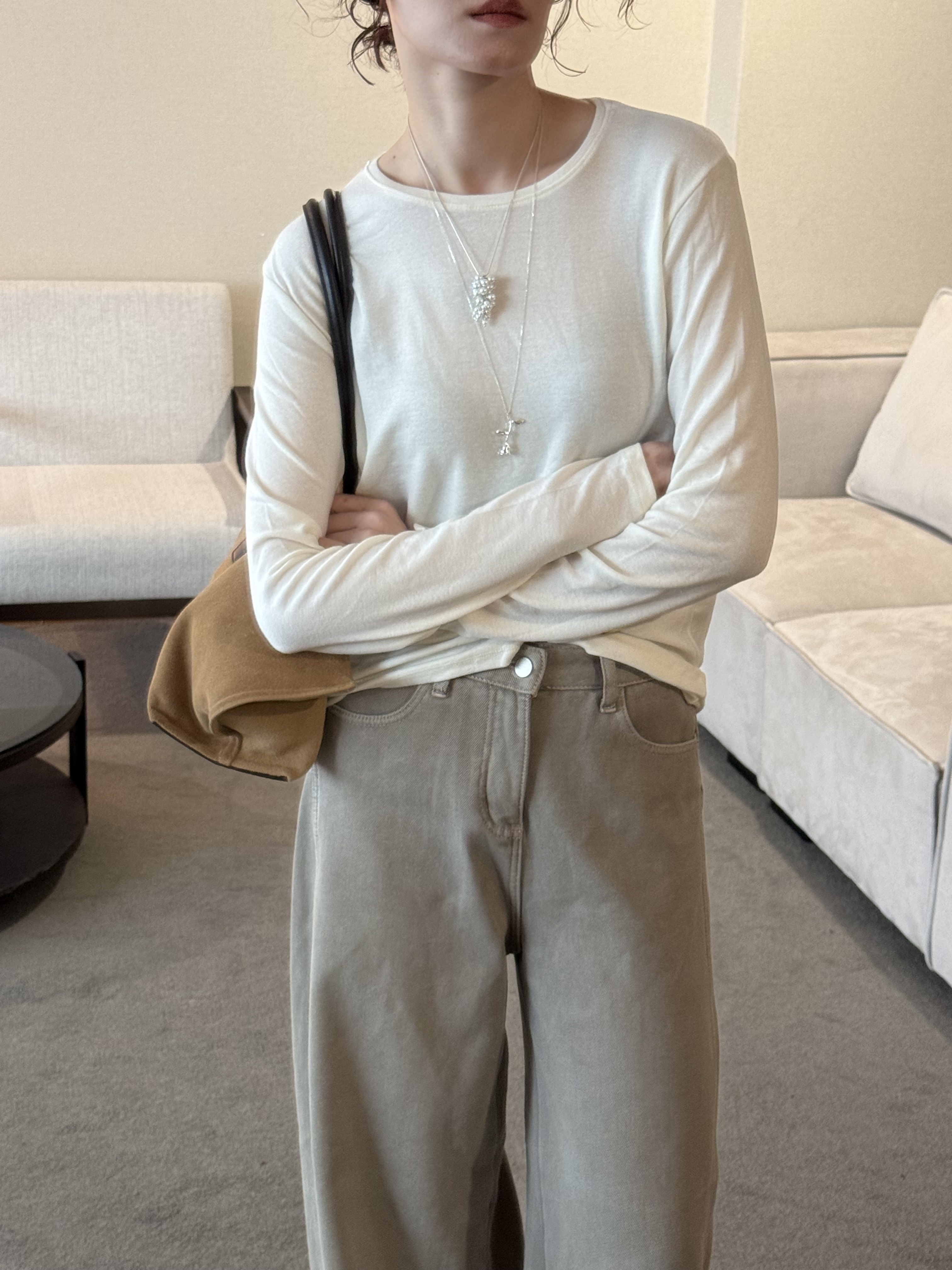 超級爆推!!!一級戰區羊毛天絲圓領衣/8色均碼/米