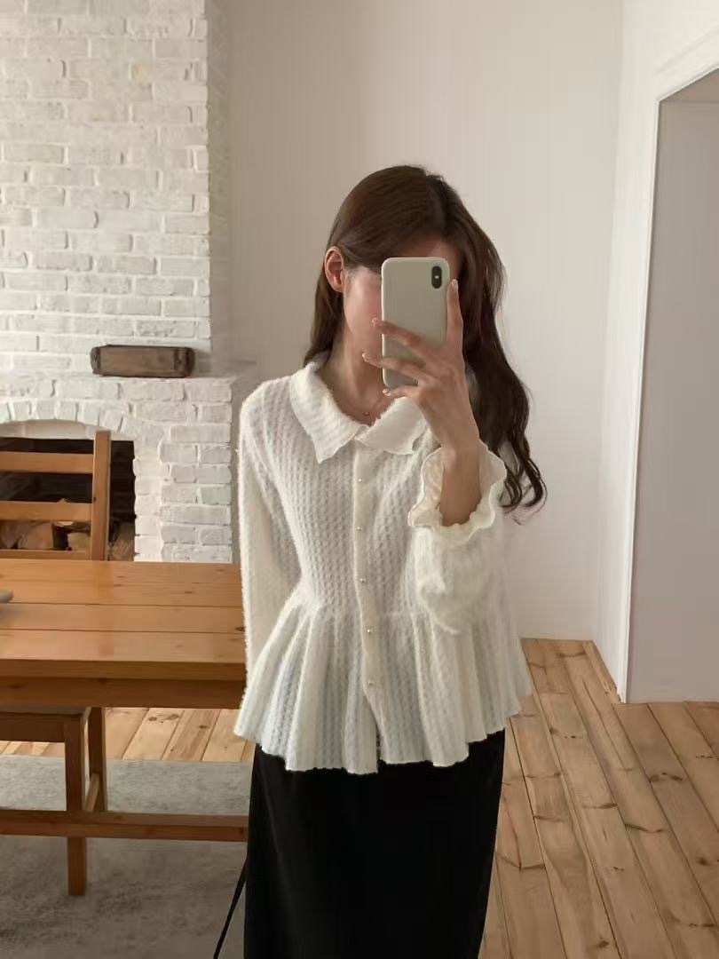 Ruffle layered fluffy knit