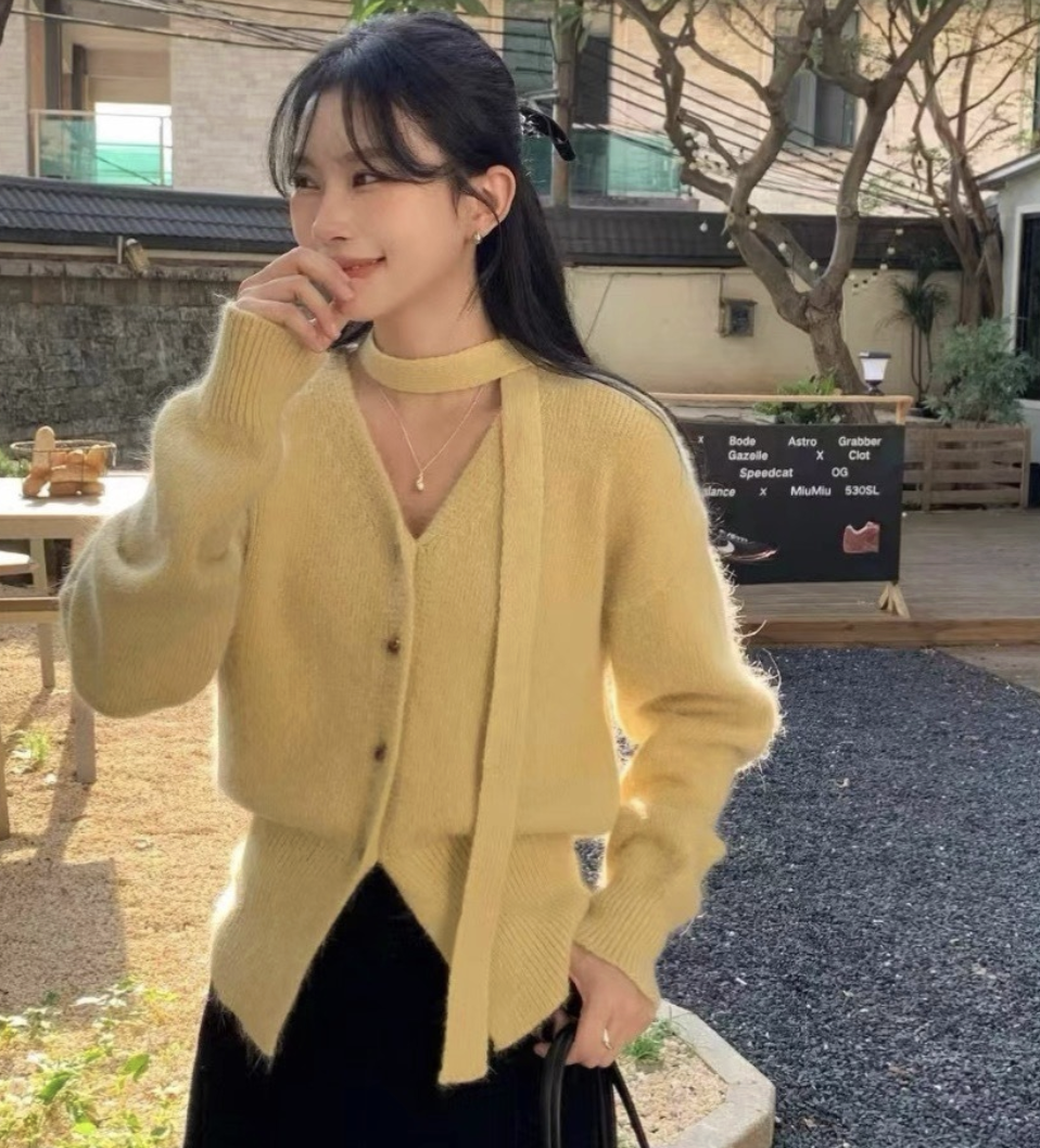 ᴷᴼᴿᴱᴬ 🇰🇷韓風氣質綁帶感V領針織外套（三色）
