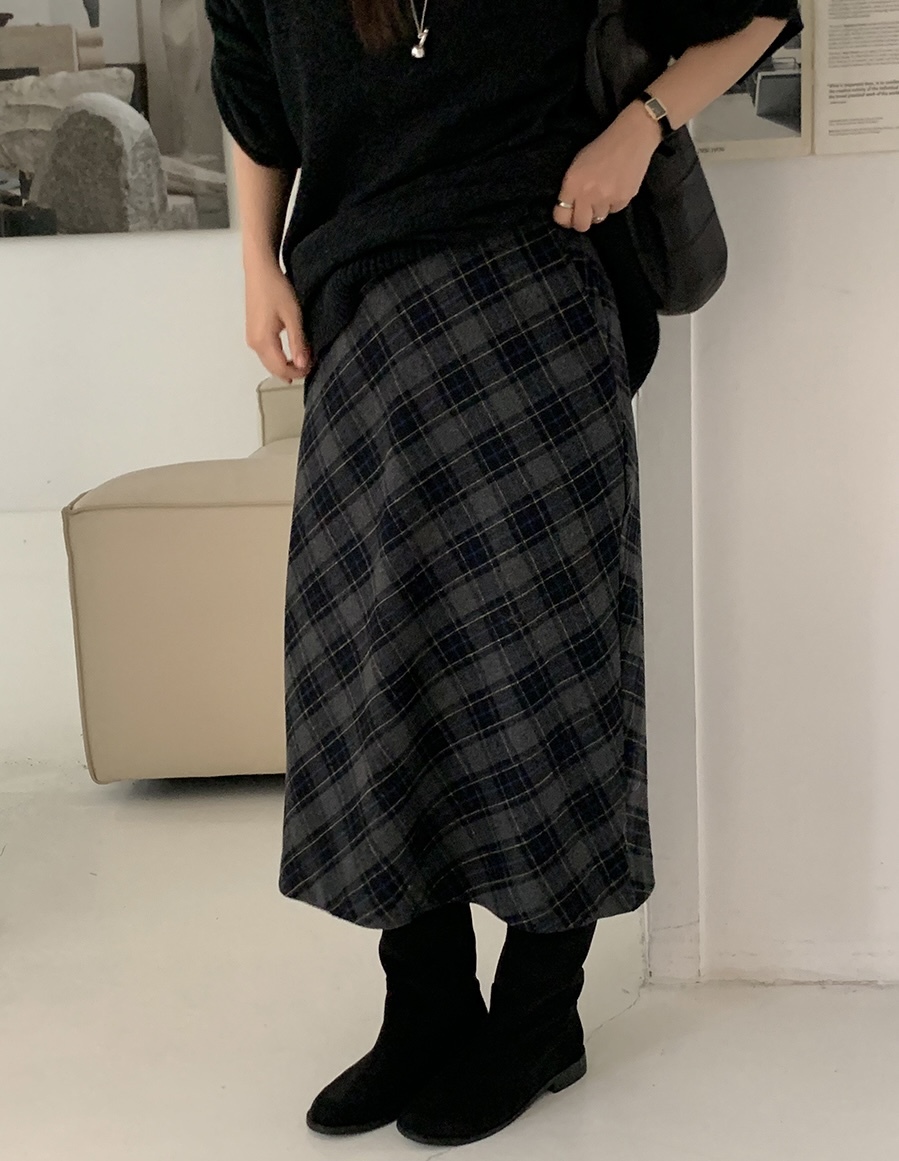 #228N665 絨毛幸福感，很美的方格中長裙