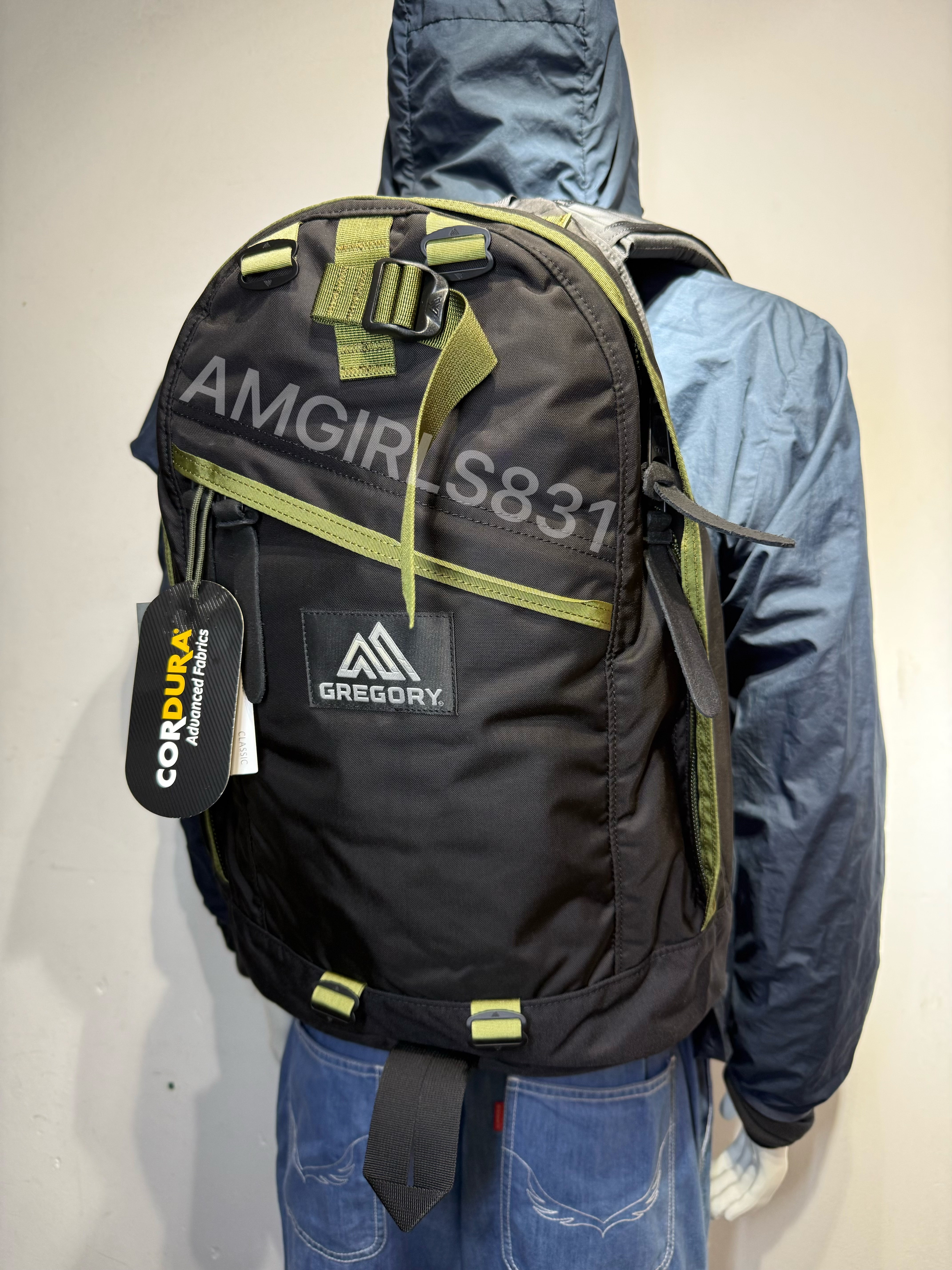 Gregory day pack black/olive