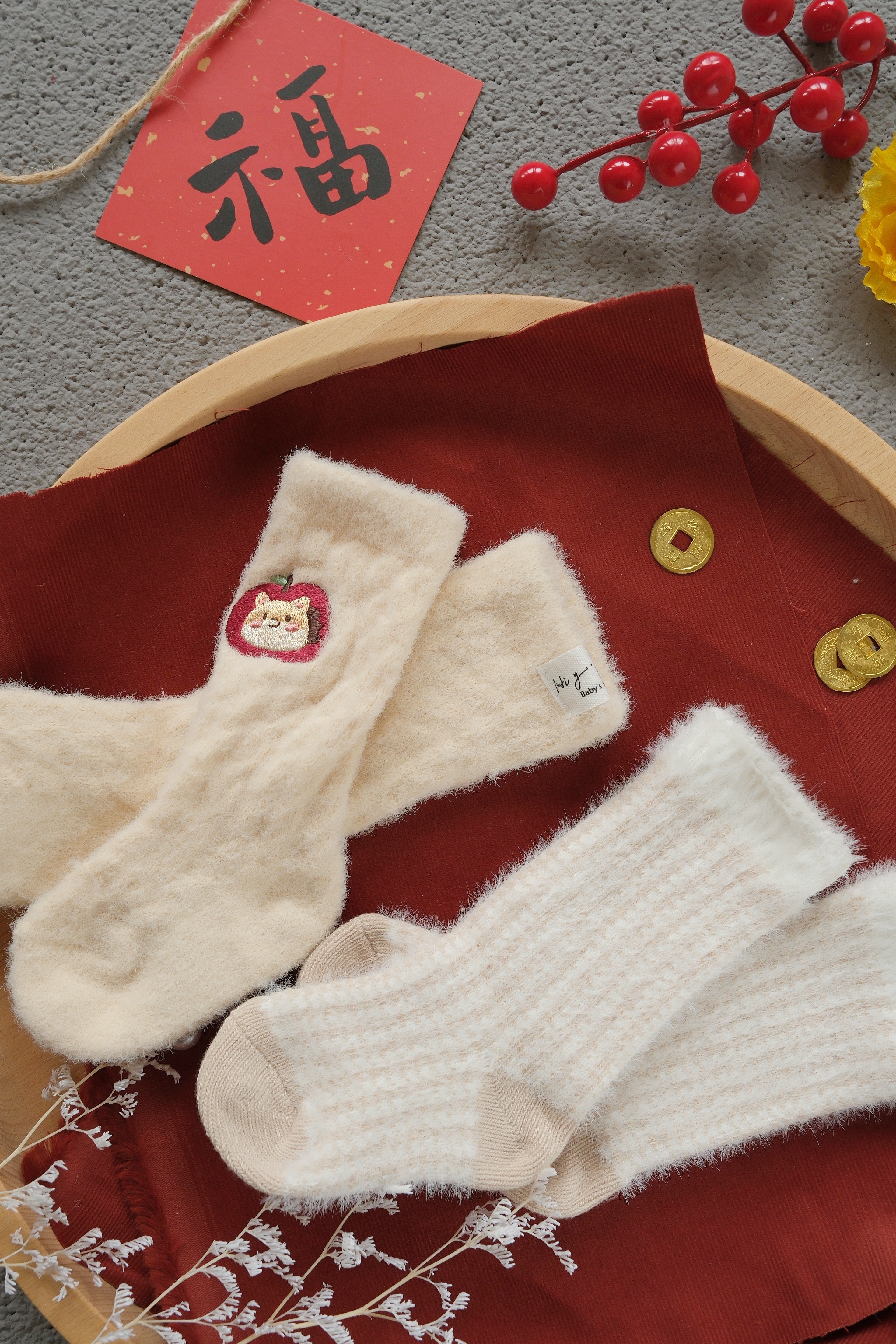 Hi Y.P store-馬年限定-蘋安小馬刺繡襪(兩件組)