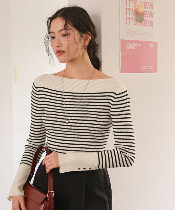 titivate ボートネックゴールド釦デザインニット白/黑條紋M（AYXP3048）